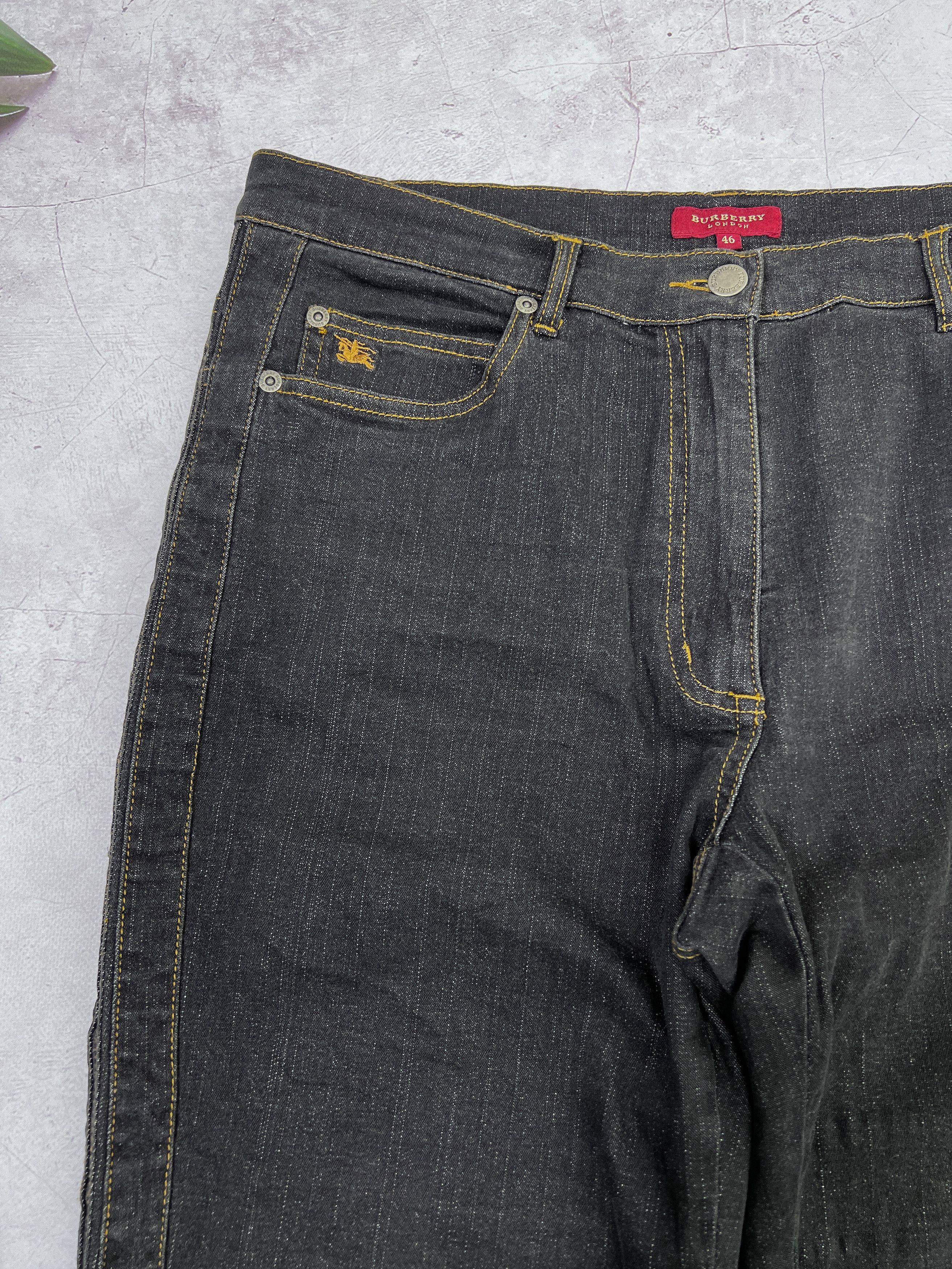 Burberry × Vintage Burberry London Flared Jeans Denim Pants Size 32" / US 10 / IT 46 - 2 Thumbnail