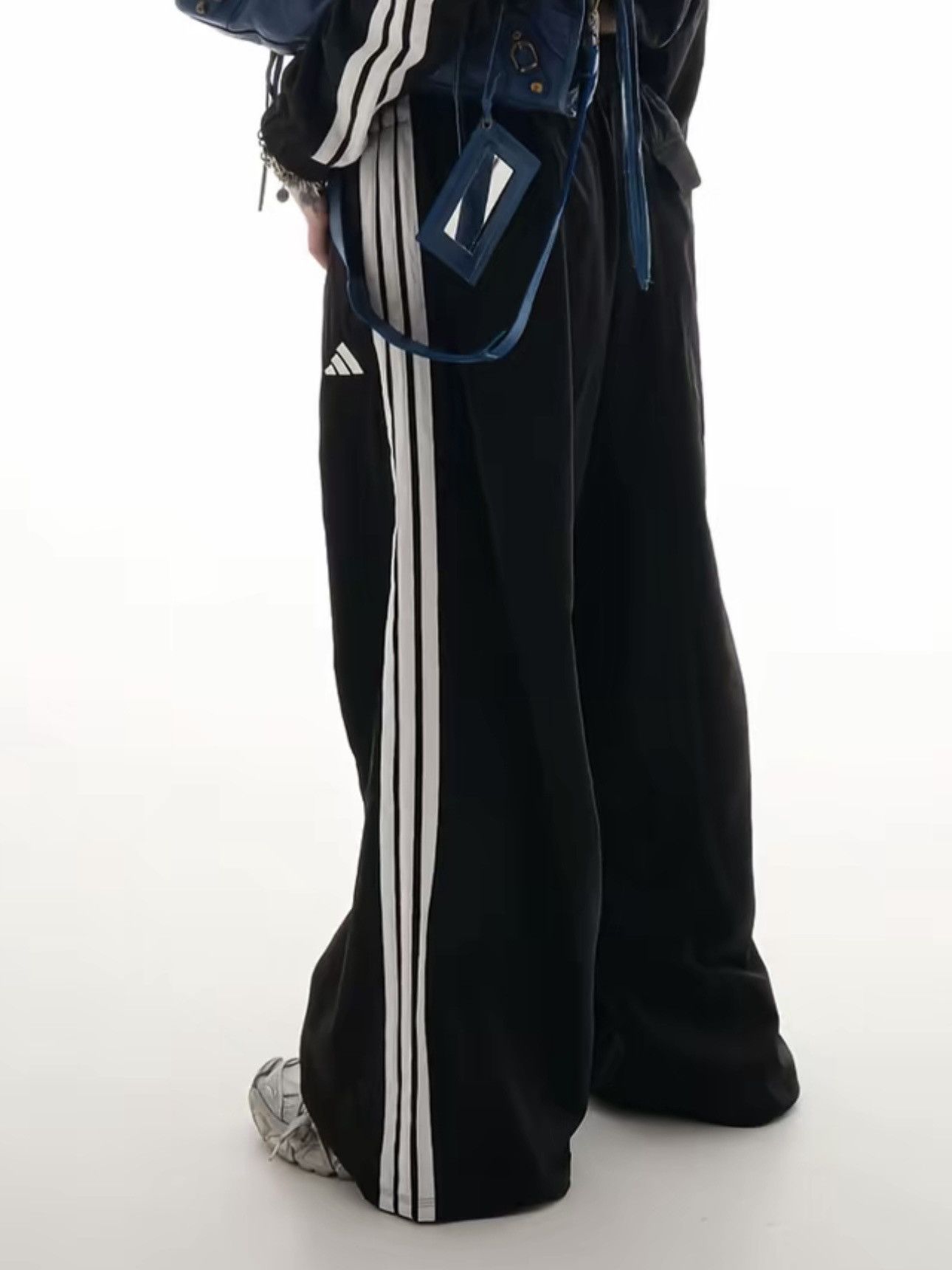 Adidas Adidas Balenciaga Style baggy Track Pants Hype Sweatpants Size US 32 / EU 48 - 2 Thumbnail
