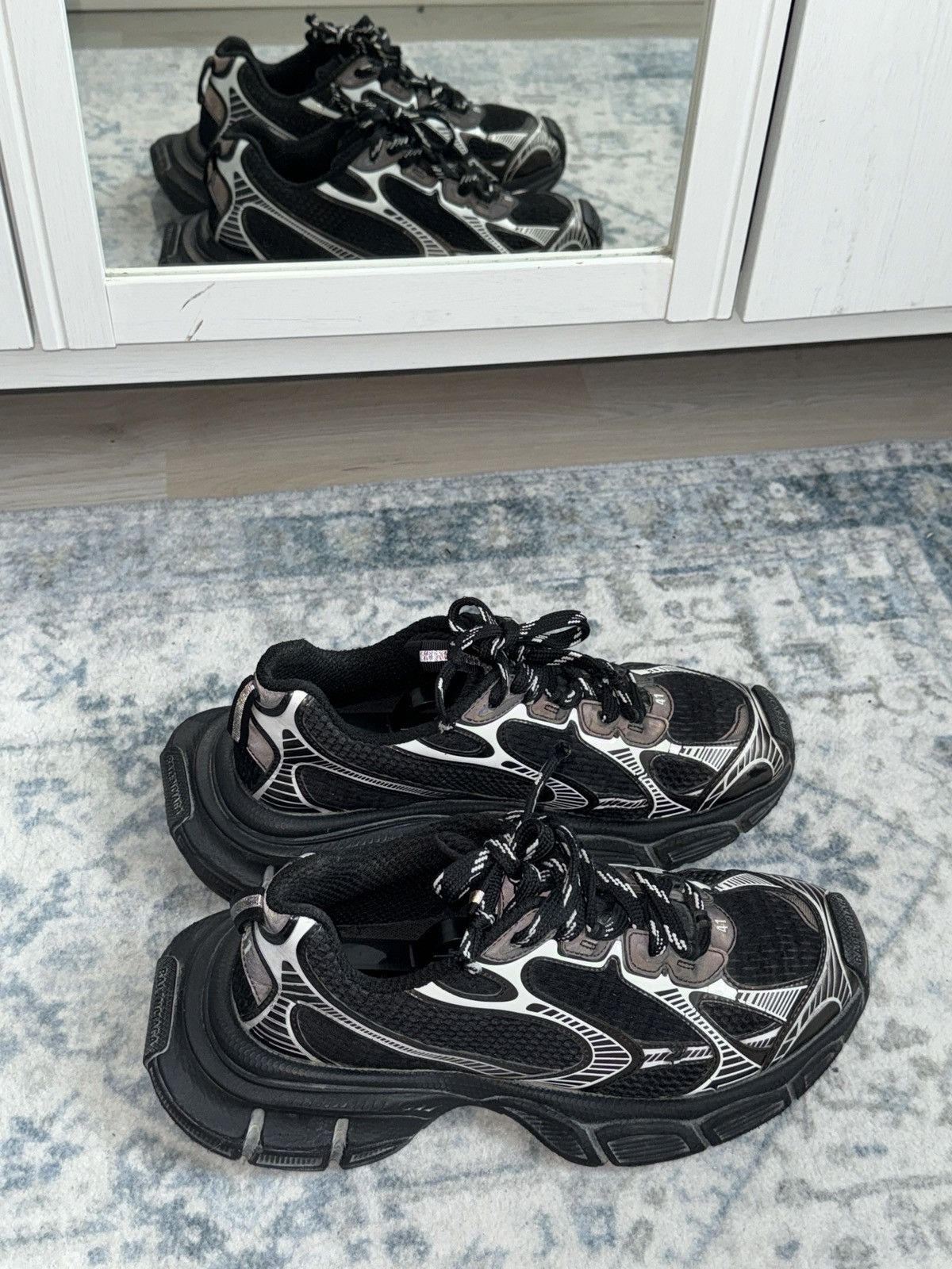 Balenciaga Balenciaga 3XL black/white Size US 8.5 / EU 41-42 - 7 Thumbnail