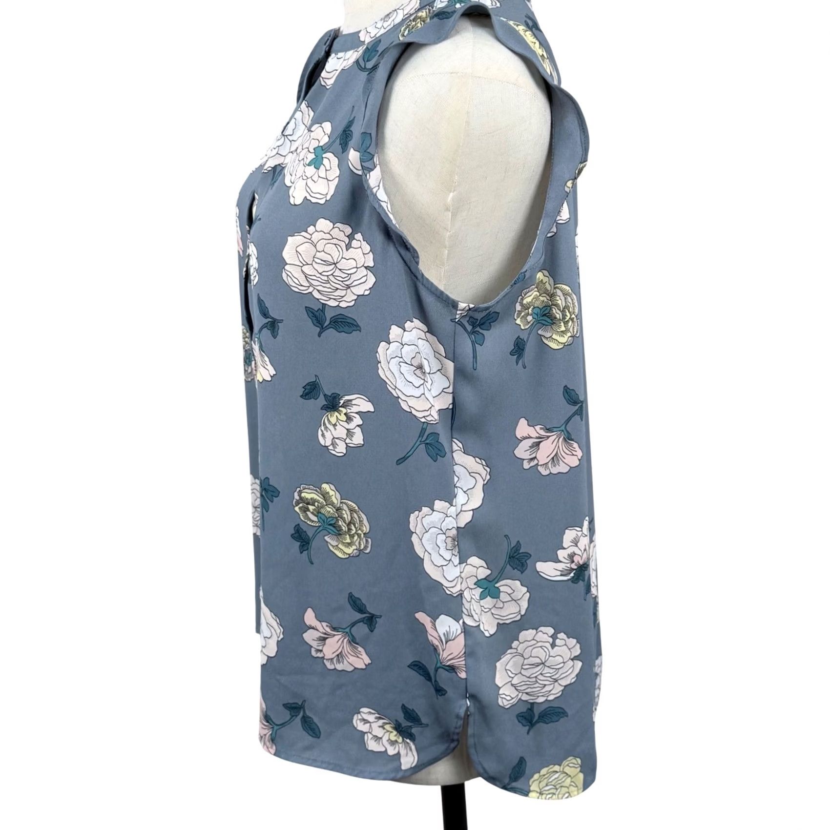 Loft Loft Womens Blouse Sleeveless Floral Ruffle Shell Blue Multi Petite MP Shabby Chic Workwear Size M / US 6-8 / IT 42-44 - 2 Thumbnail