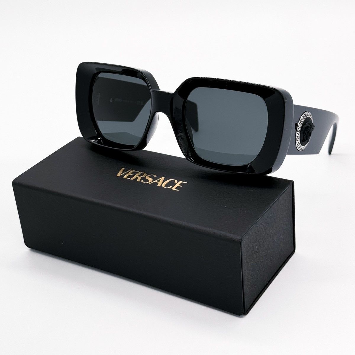 Versace NEW VERSACE VE4473U GB1/87 WOMEN SQUARE SUNGLASSES VERSACE Size ONE SIZE - 1 Thumbnail