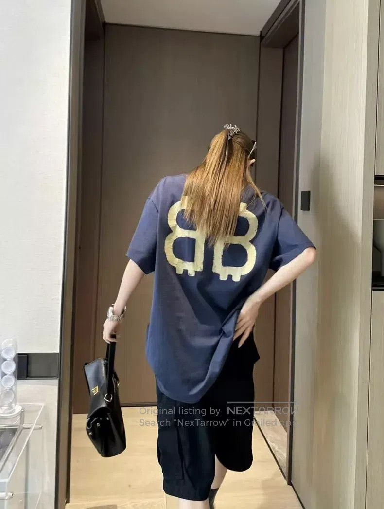 Balenciaga Balenciaga Midnight blue distressed bitcoin logo short-sle Size US XL / EU 56 / 4 - 9 Thumbnail