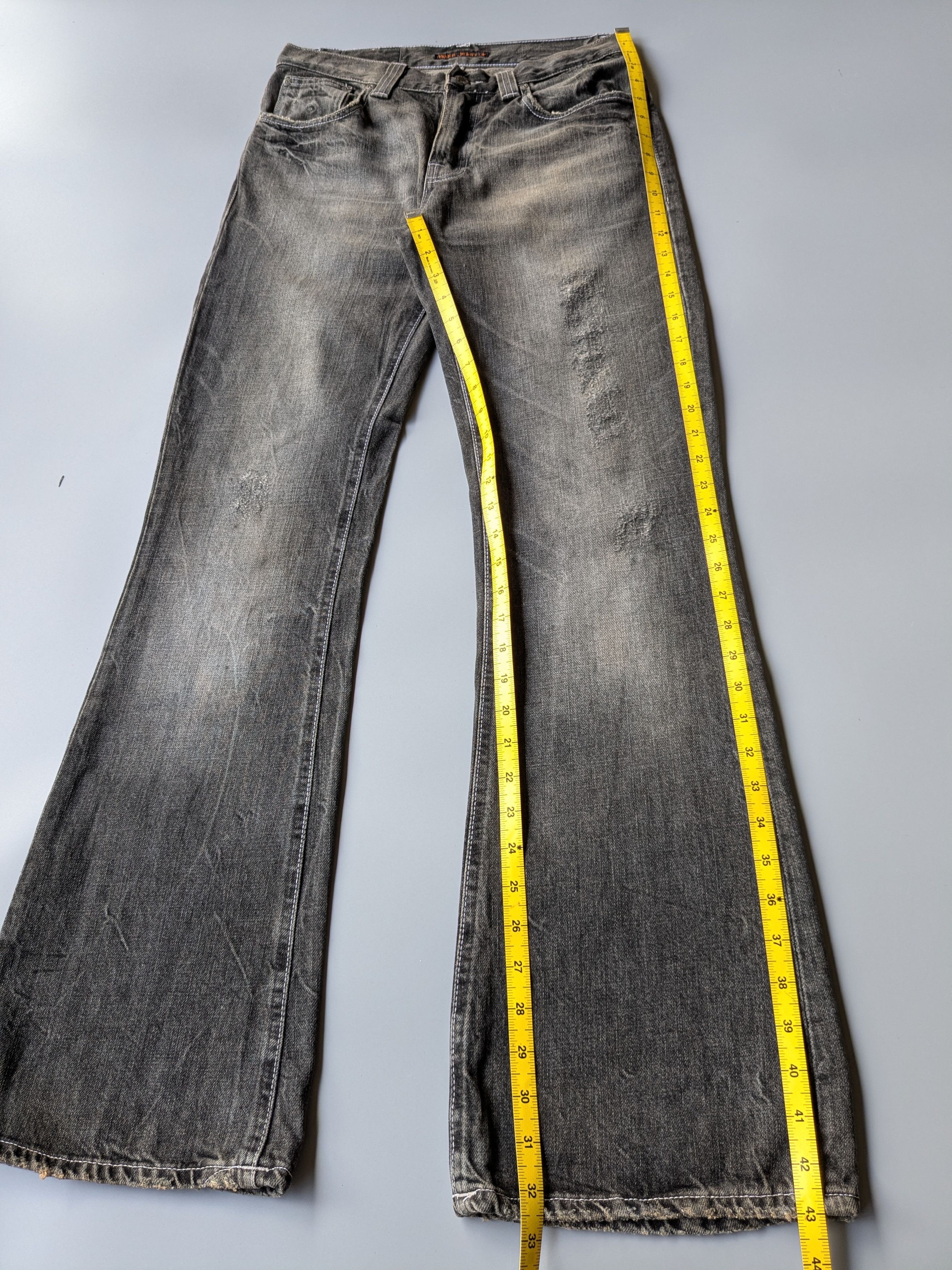 Nudie Jeans Nudie Jeans Deep Black Destroyer Low Flare Gleen jeans Size US 30 / EU 46 - 12 Thumbnail