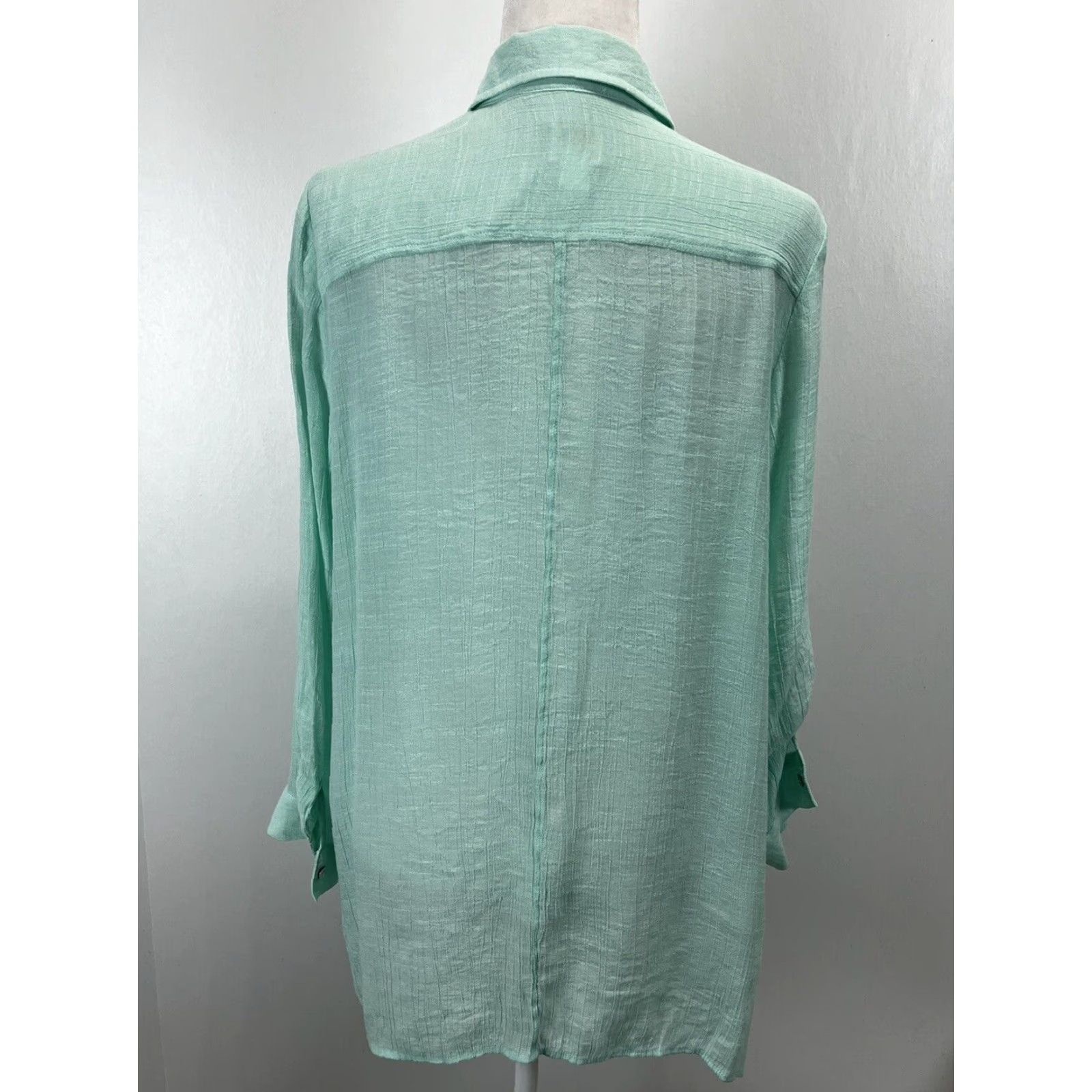 Vintage Chicos Green Crinkle Gauze Long Sleeve Button Up Shirt Women's Sz 1 Roll Tab Sleeves Size XS / US 0-2 / IT 36-38 - 3 Thumbnail