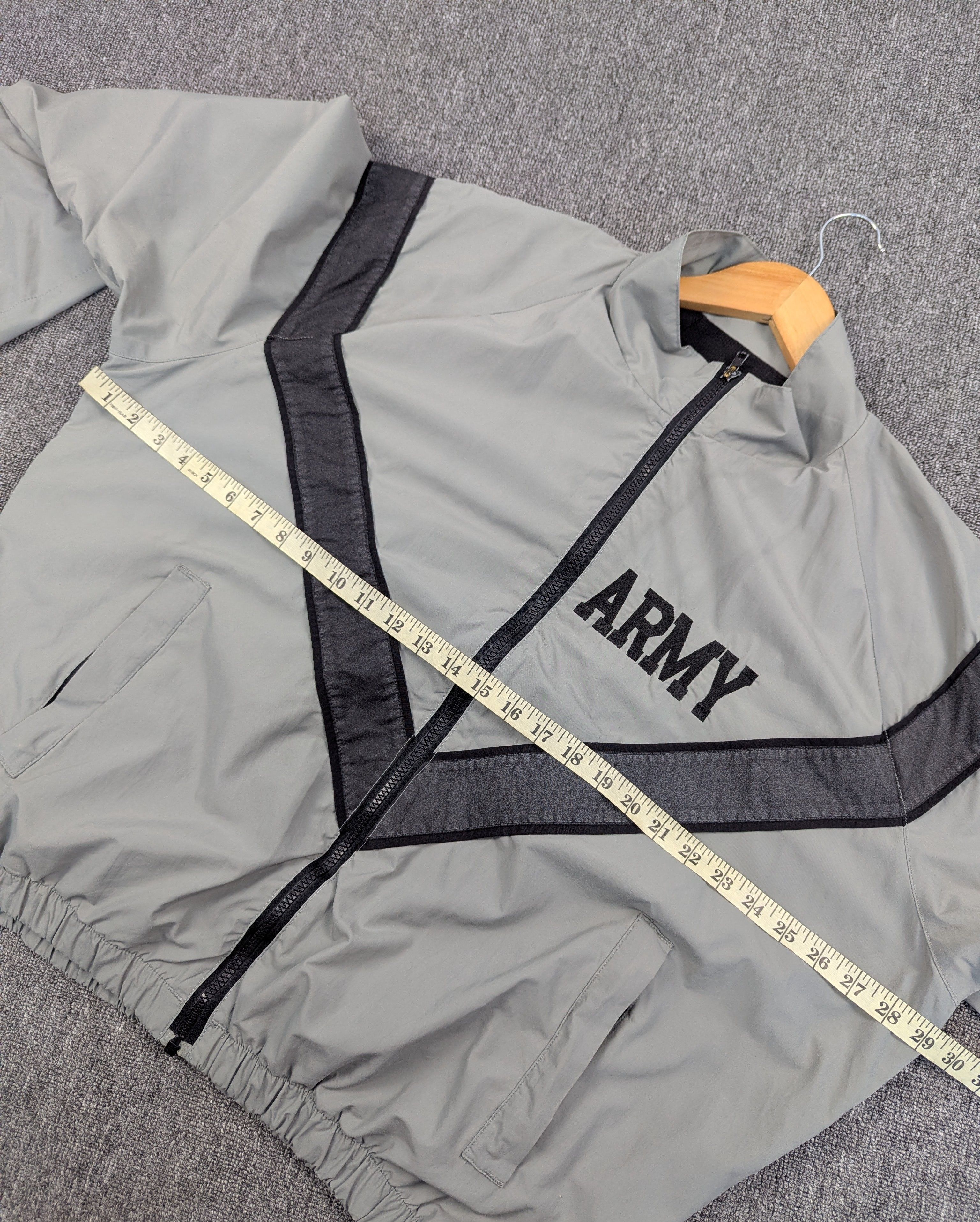 Vintage Vintage IPFU 3M Reflective Training Army Boxy Jacket Size US M / EU 48-50 / 2 - 15 Thumbnail