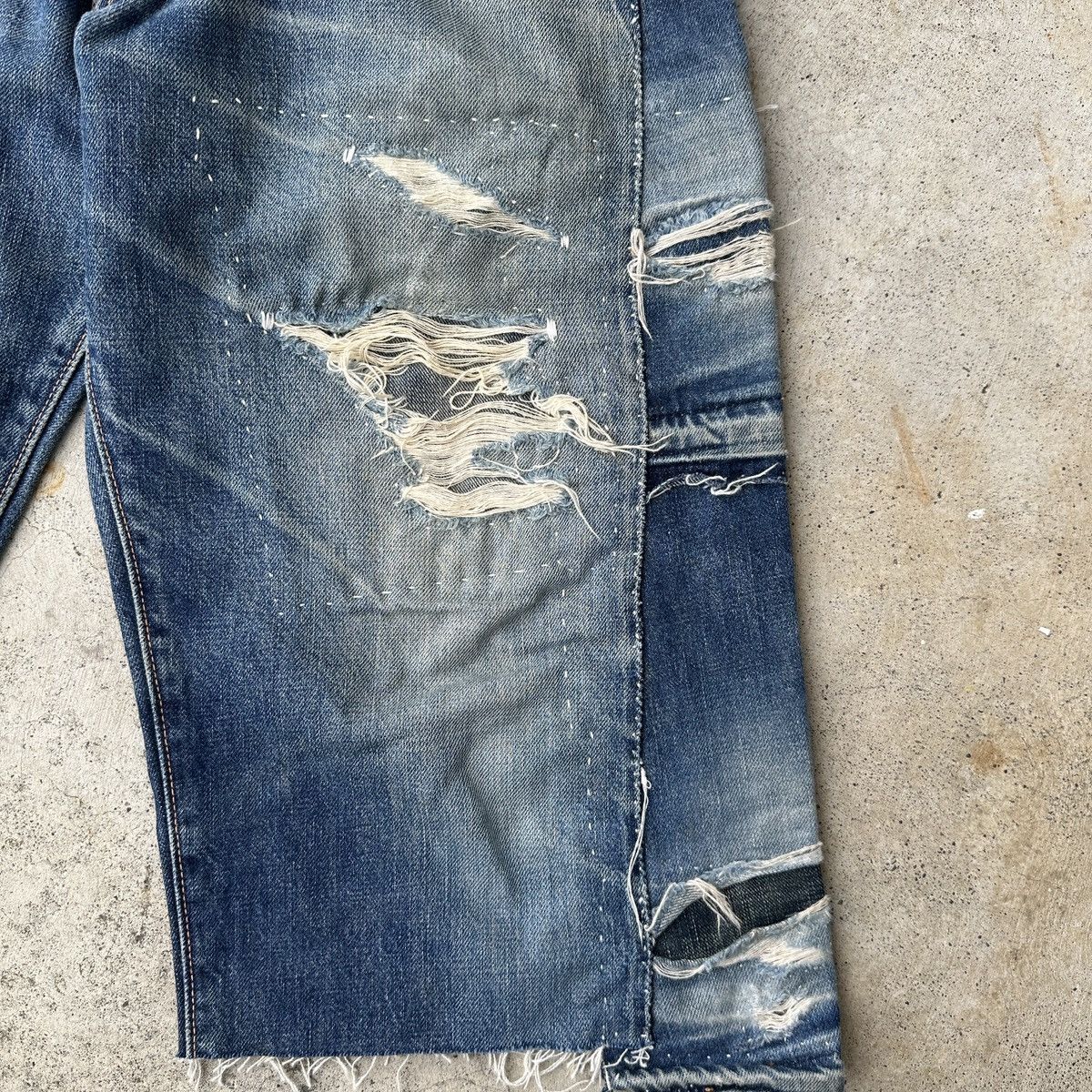 Evisu Thrashed No 2 selvedge Denim seagulls Daicock jort capris Size US 36 / EU 52 - 9 Thumbnail