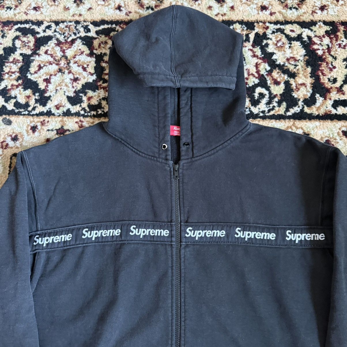 Supreme SUPREME TEXT STRIPE ZIP HOODIE BLACK. Size US XL / EU 56 / 4 - 2 Thumbnail