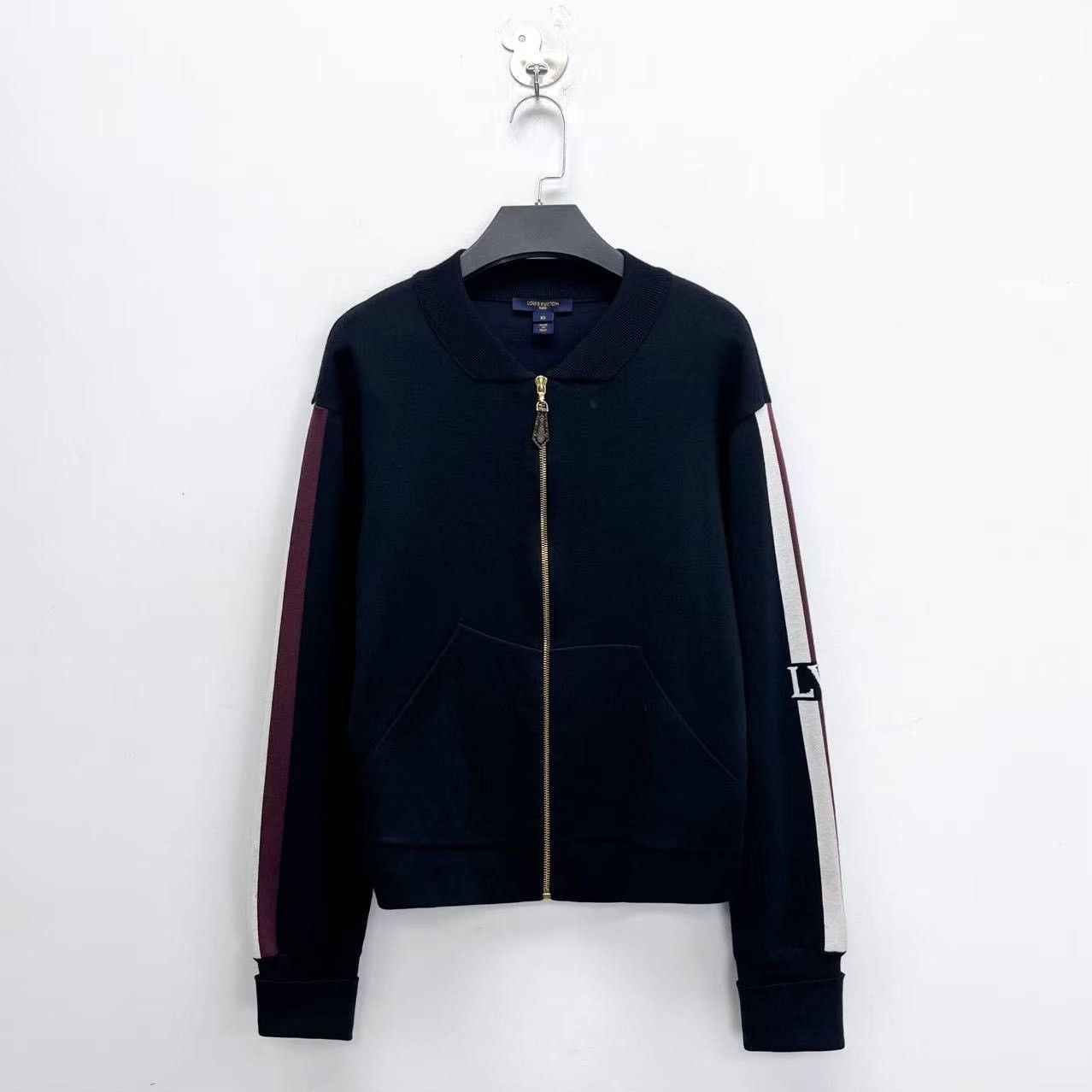 Louis Vuitton Louis Vuitton Black Knit Jacket Size US XS / EU 42 / 0 - 1 Thumbnail