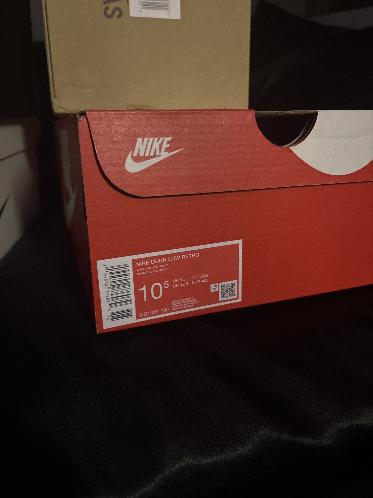 Nike Nike panda dunk Size US 10.5 / EU 43-44 - 2 Thumbnail