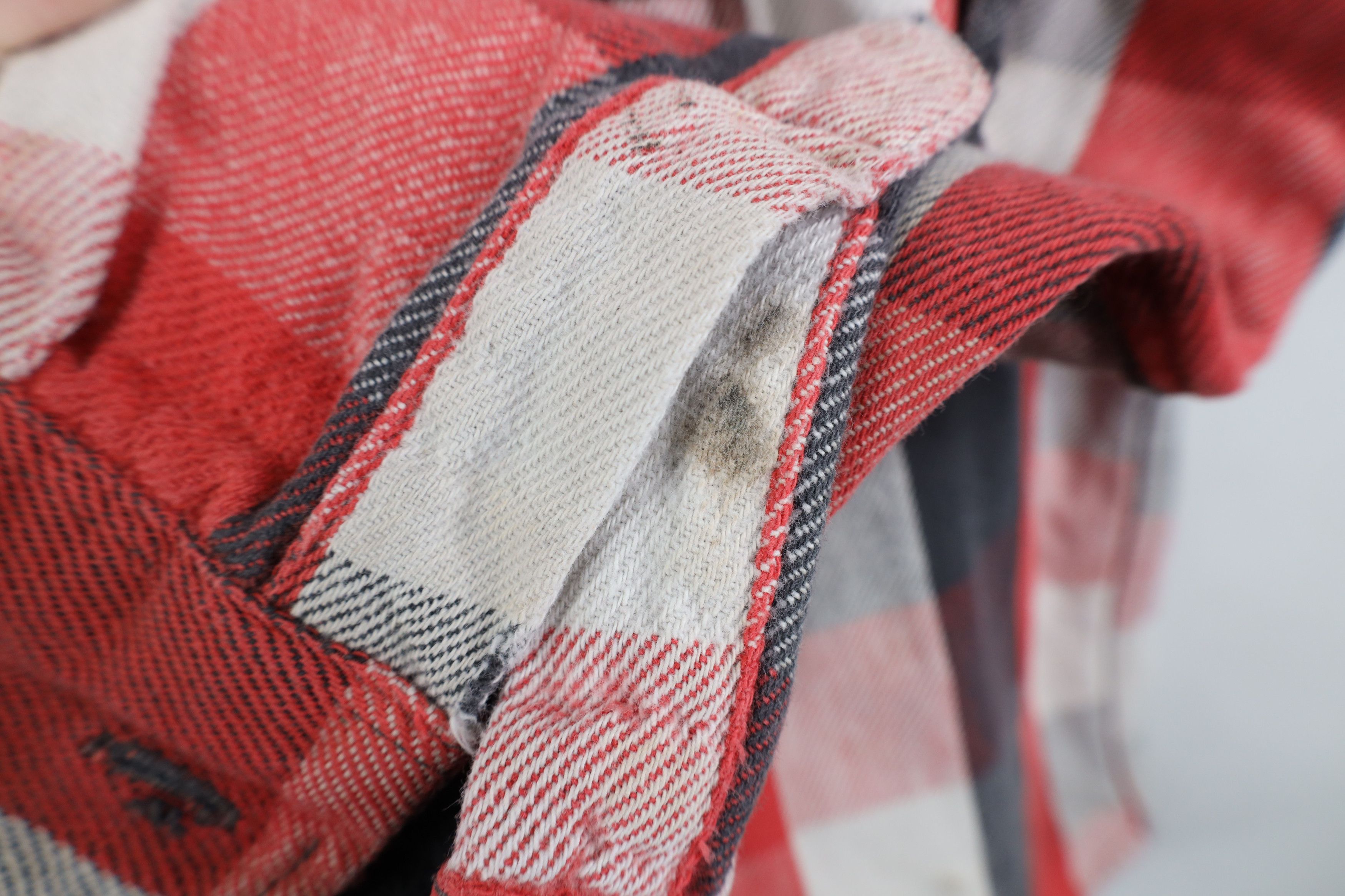 Vintage Vintage 90s Streetwear Heavyweight Button Shirt Plaid Size US XL / EU 56 / 4 - 5 Thumbnail