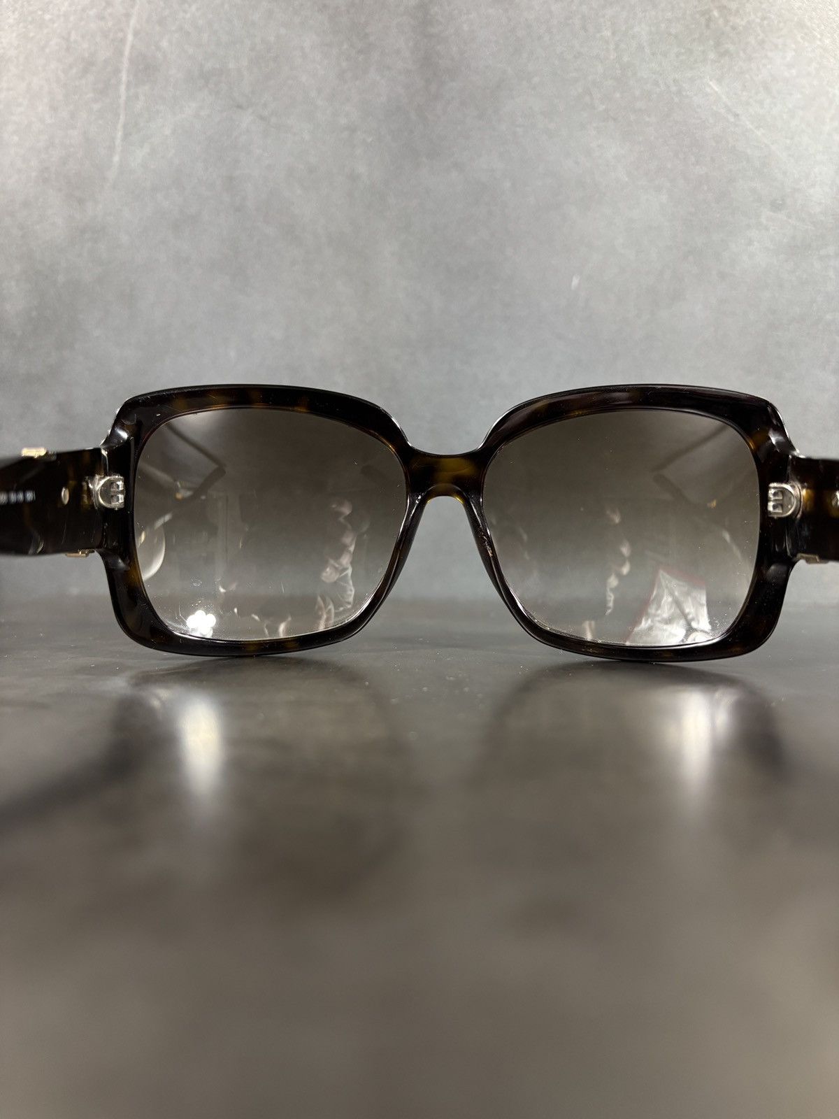 Yves Saint Laurent Yves Saint Laurent Sunglasses Oversized 2010s Size ONE SIZE - 12 Thumbnail
