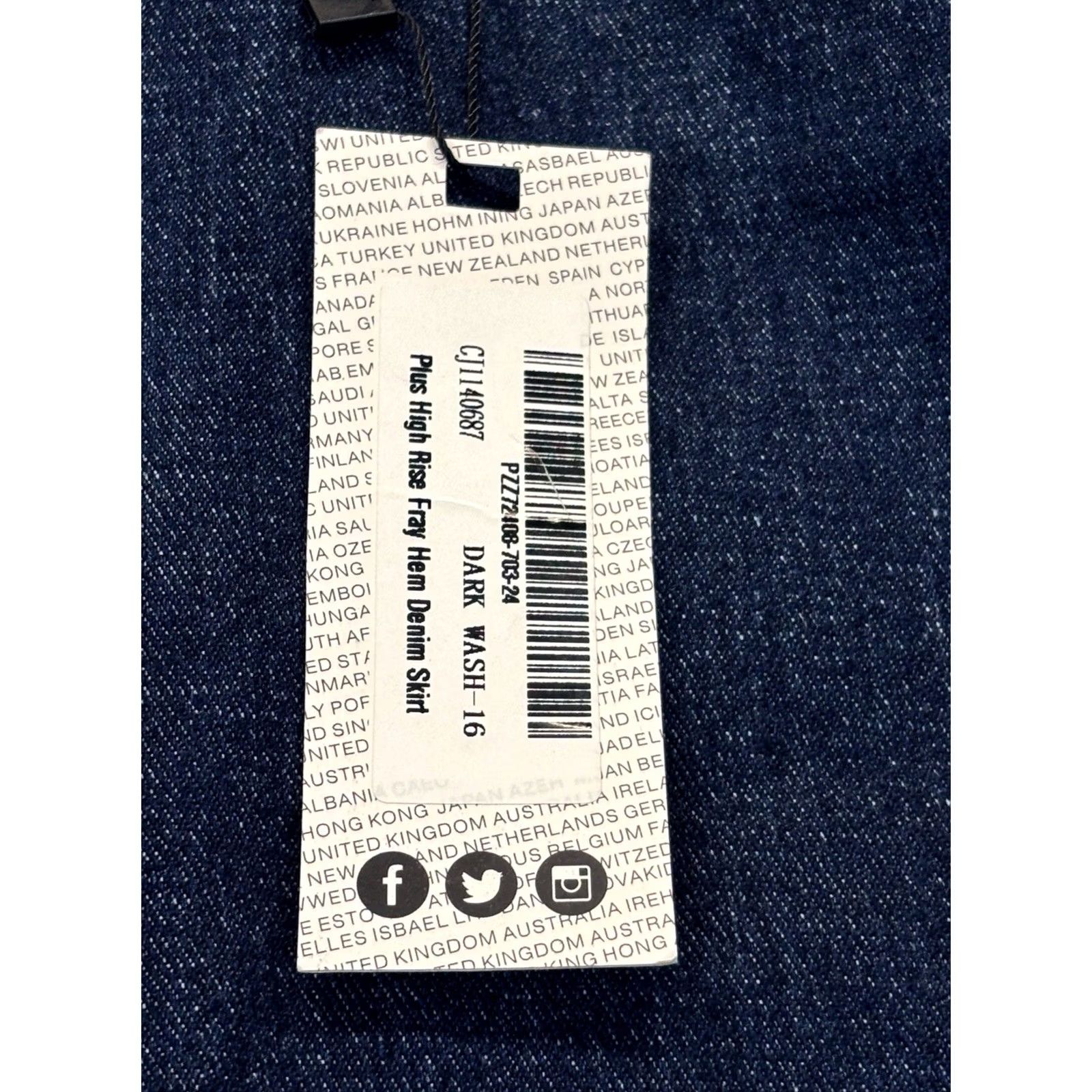Boohoo Boohoo Denim Skirt Plus High Rise Fray Hem UK 16 Dark Wash Indigo Womens BNWT Size 38" / US 16 / IT 52 - 5 Thumbnail