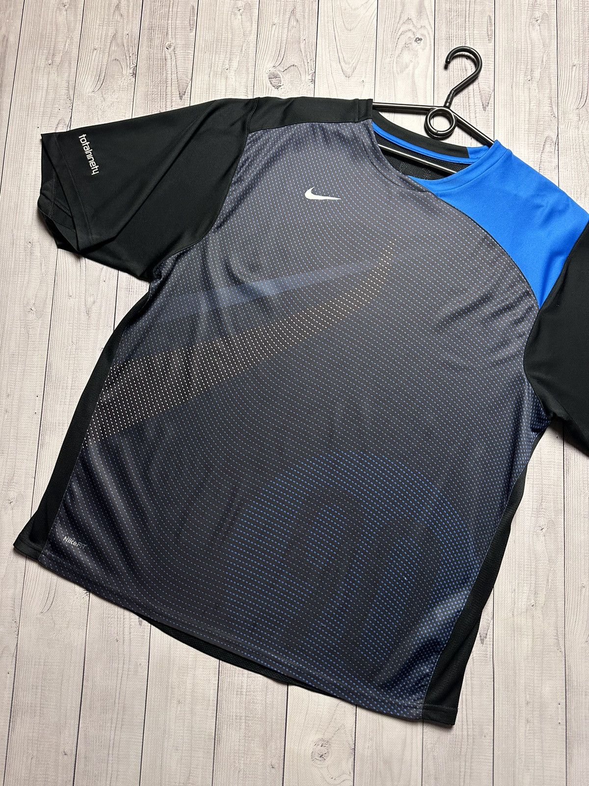 Nike × Vintage Vintage Nike total 90 logo soccer jersey size XL Size US XL / EU 56 / 4 - 3 Thumbnail