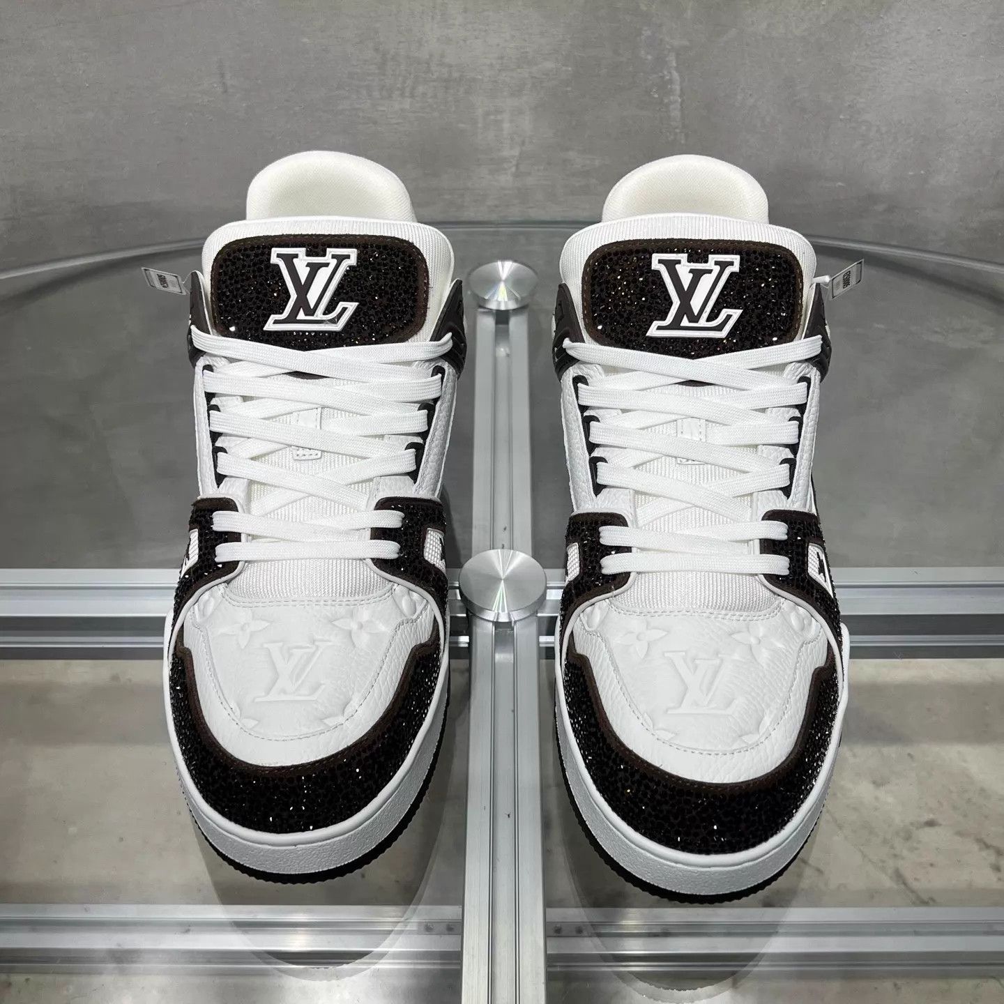Louis Vuitton LV Trainer Brown Diamond-Embellished UK10 (44) Size US 11 / EU 44 - 1 Thumbnail