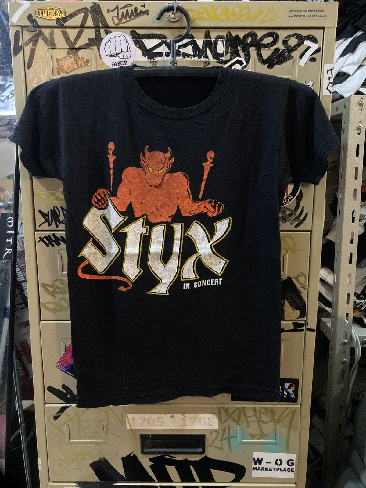 Band Tees STYX vintage tee 80’s Size US M / EU 48-50 / 2 - 1 Thumbnail