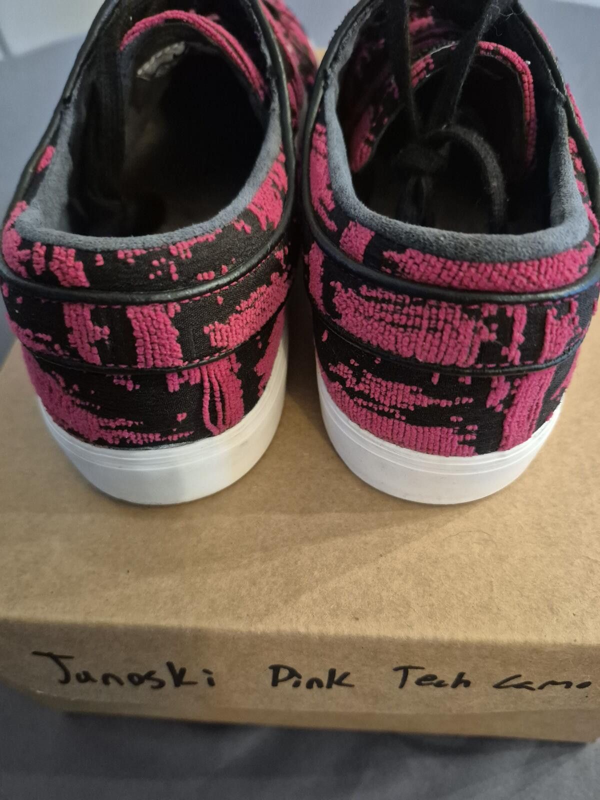 Nike Stefan Janoski Pink Tech Camo Size 10.5 Size US 10.5 / EU 43-44 - 6 Thumbnail