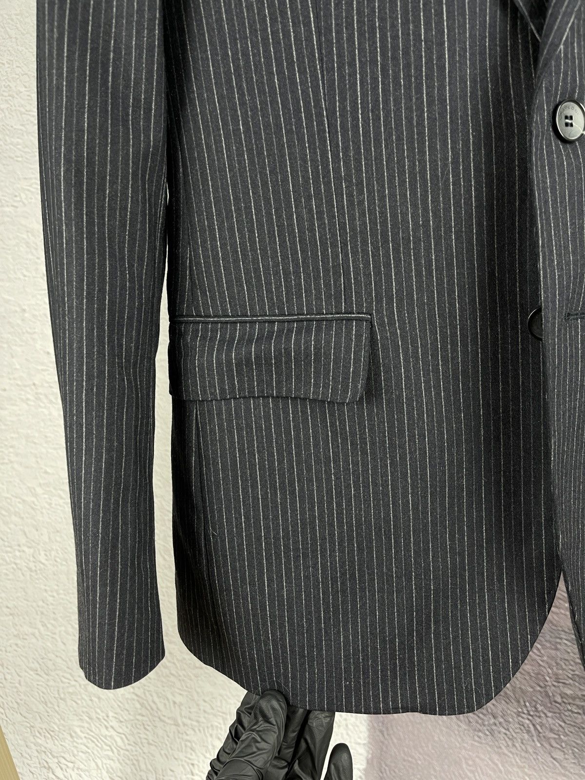 Paoloni Paoloni wool black striped 2 button 2 pcs suit made in Italy Size 36R - 8 Thumbnail