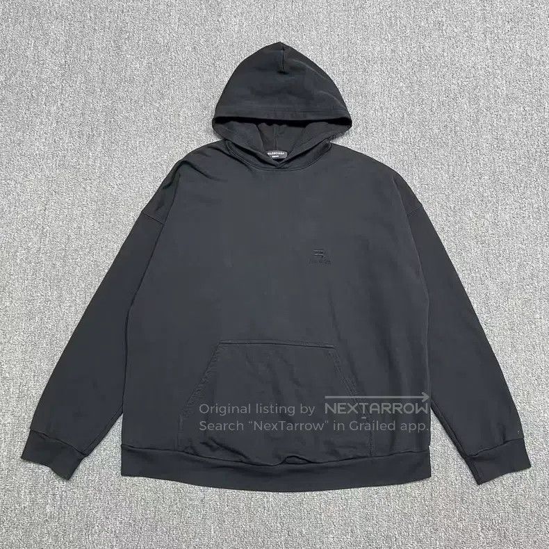 Balenciaga Balenciaga Black letter printed hooded sweater hoodie Size US S / EU 44-46 / 1 - 1 Thumbnail