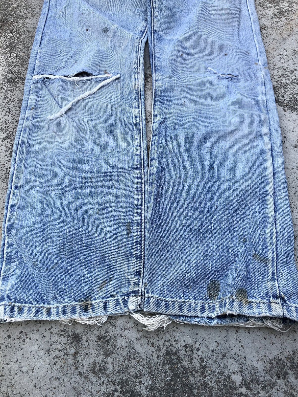 Levi's VINTAGE LEVIS SELVEDGE DISTRESSED DENIM Size US 26 / EU 42 - 4 Thumbnail