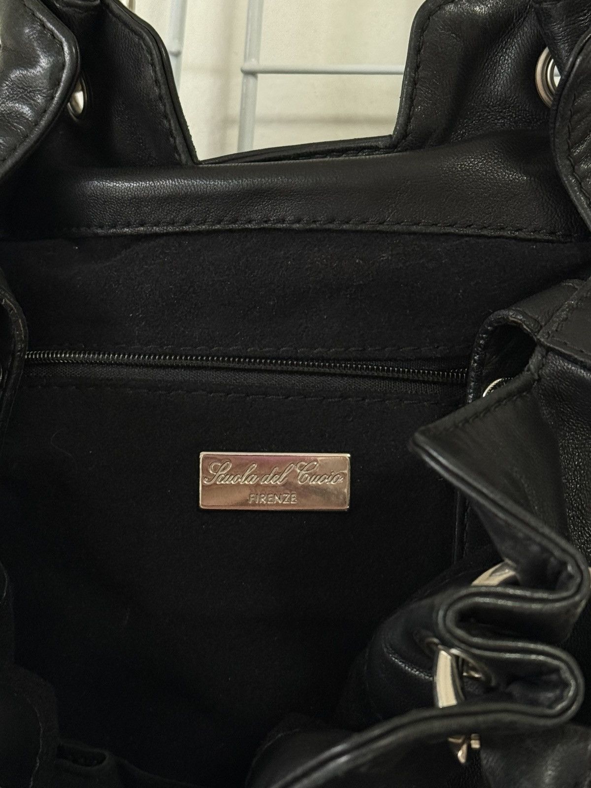 Other Vintage Dark Charcoal/Black Scuola del Cuoio Handbag Size ONE SIZE - 11 Thumbnail