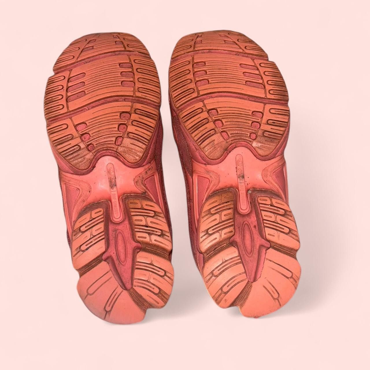 Raf Simons Raf Simons Ozweego Sneakers Size US 7.5 / EU 40-41 - 4 Thumbnail
