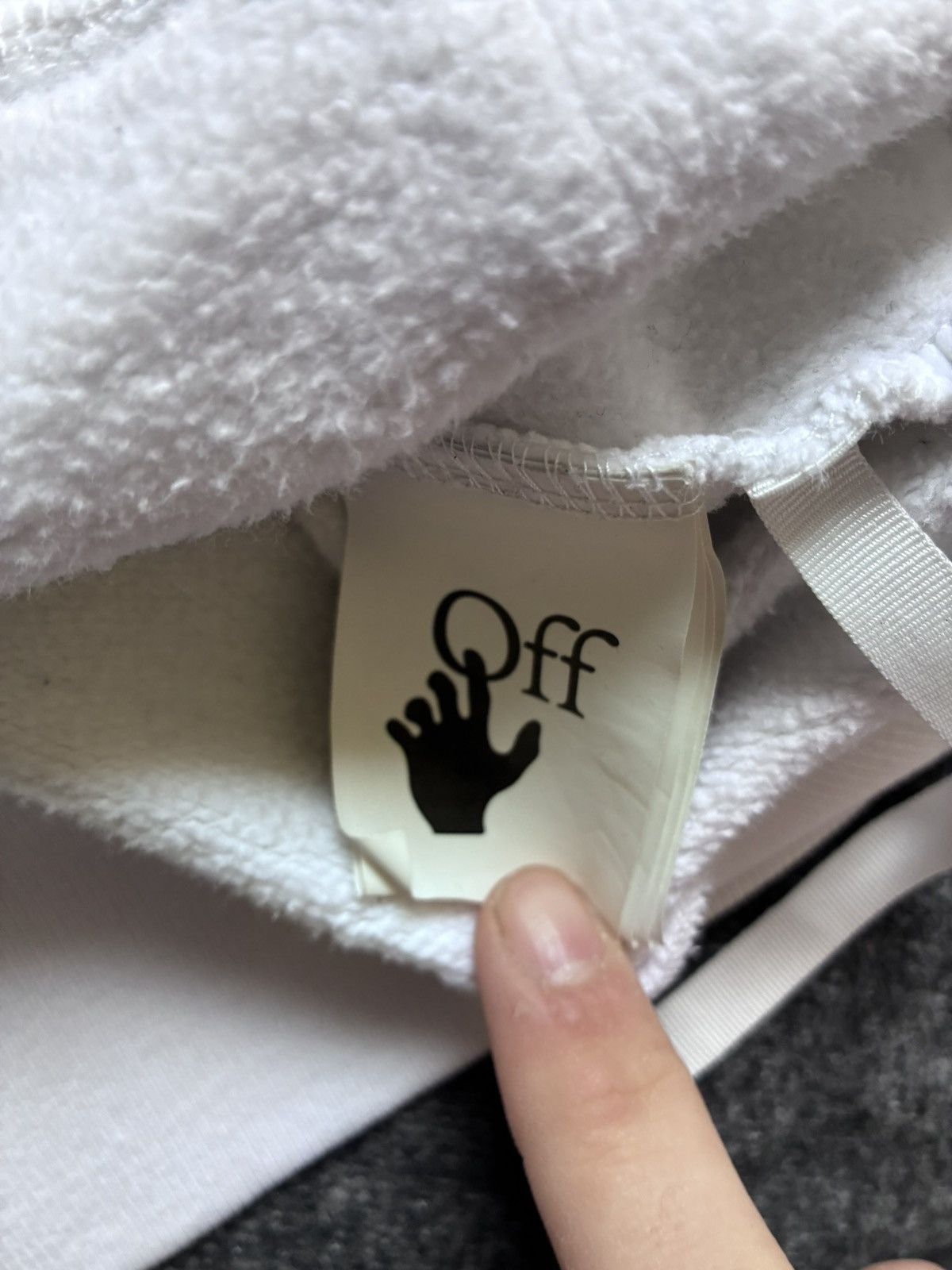 Off-White Off White Diagonal Helvetica Hoodie Size US XL / EU 56 / 4 - 5 Thumbnail