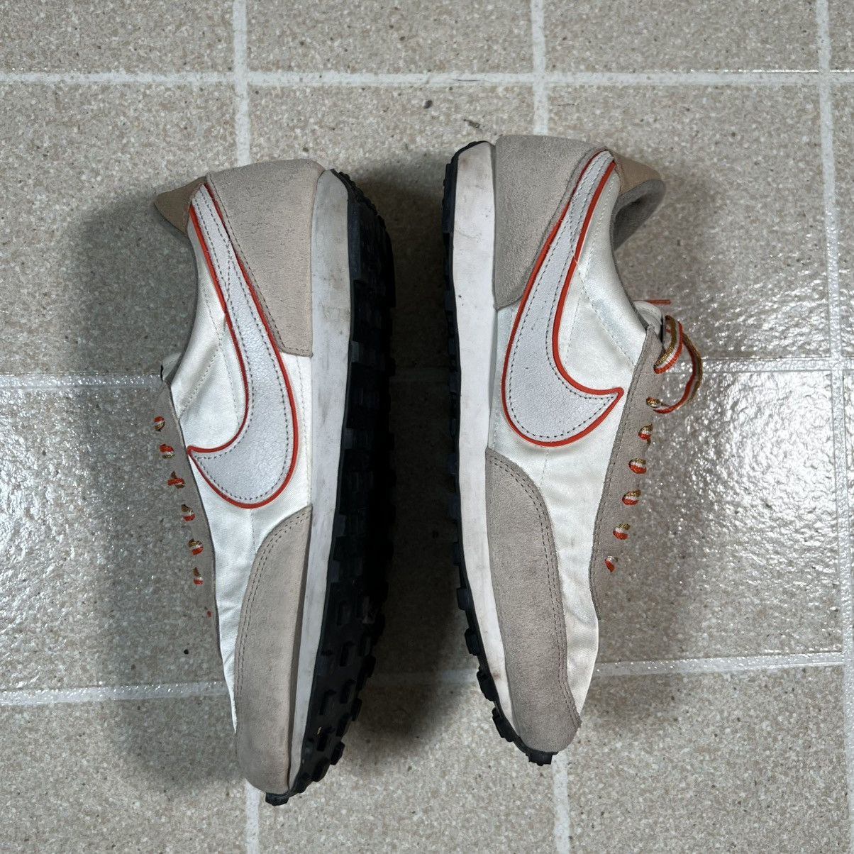 Nike Nike Daybreak-Type SE 'Sail Rush Orange' sz 10 / 8.5 MENS Size US 8.5 / EU 41-42 - 8 Thumbnail