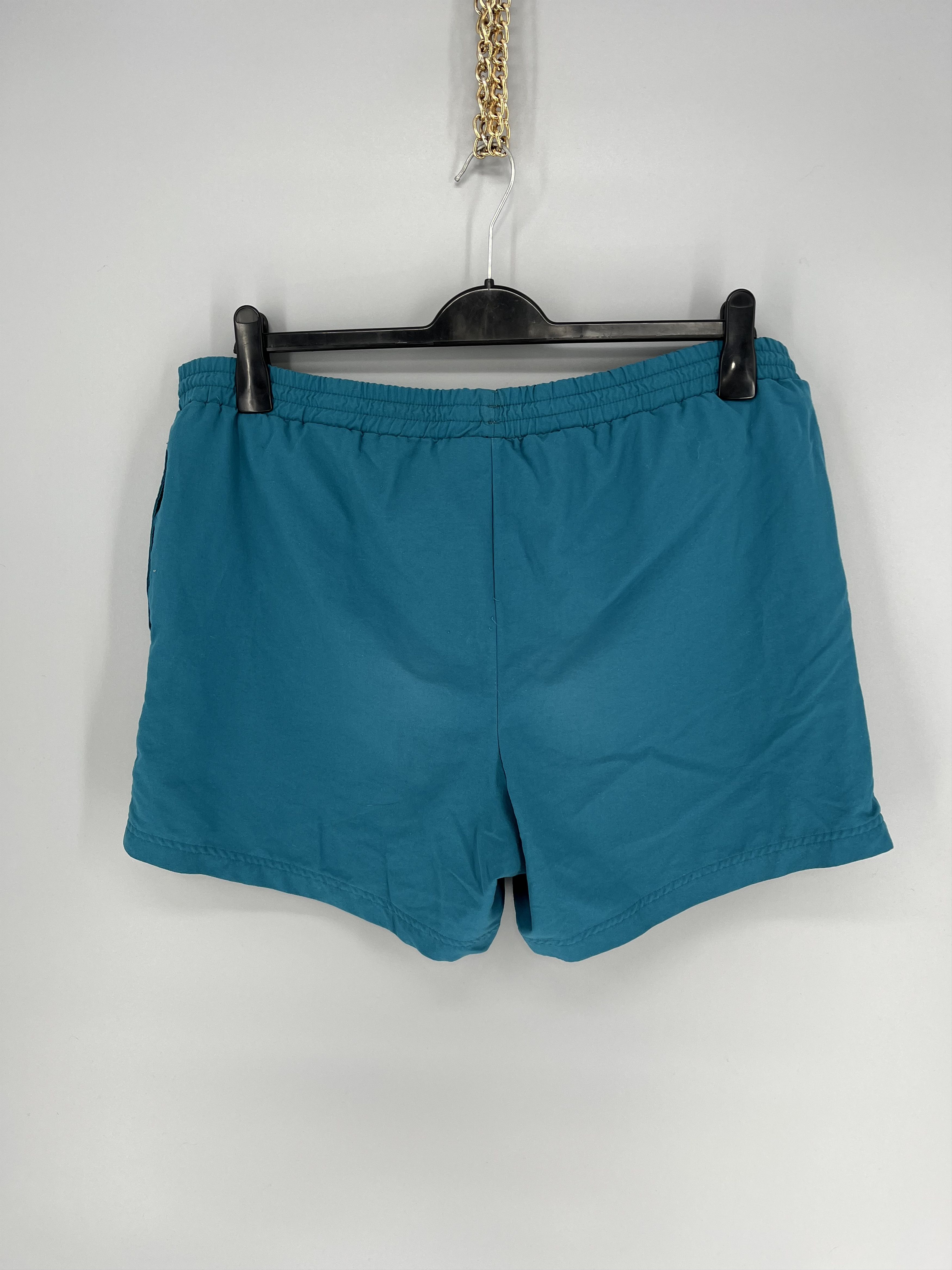 Adidas × Vintage Vintage 90s Adidas Stripes Shorts Streetwear Fashion Size US 36 / EU 52 - 9 Thumbnail