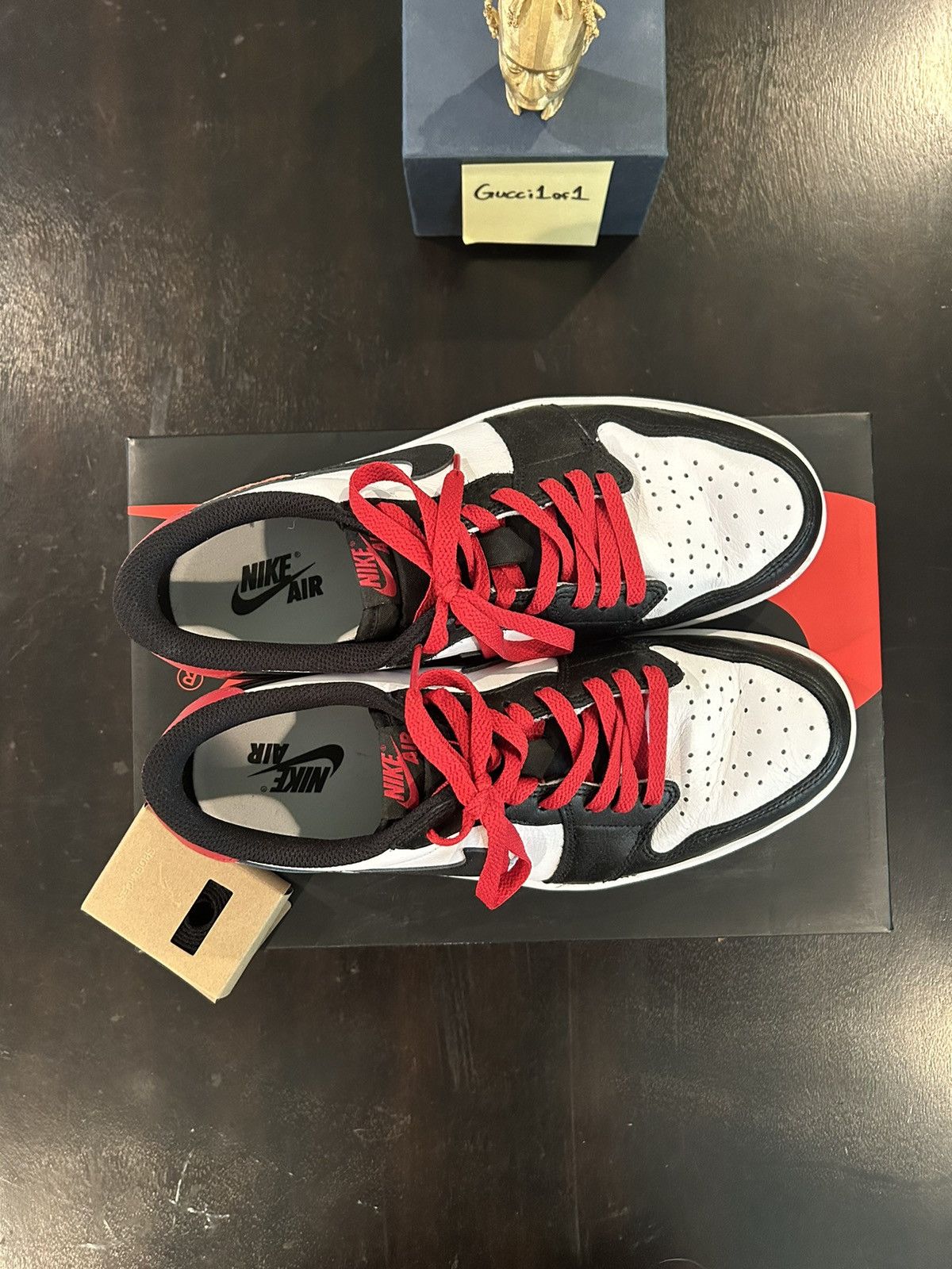 Nike Air Jordan 1 retro low black toe Size US 10 / EU 43 - 2 Thumbnail