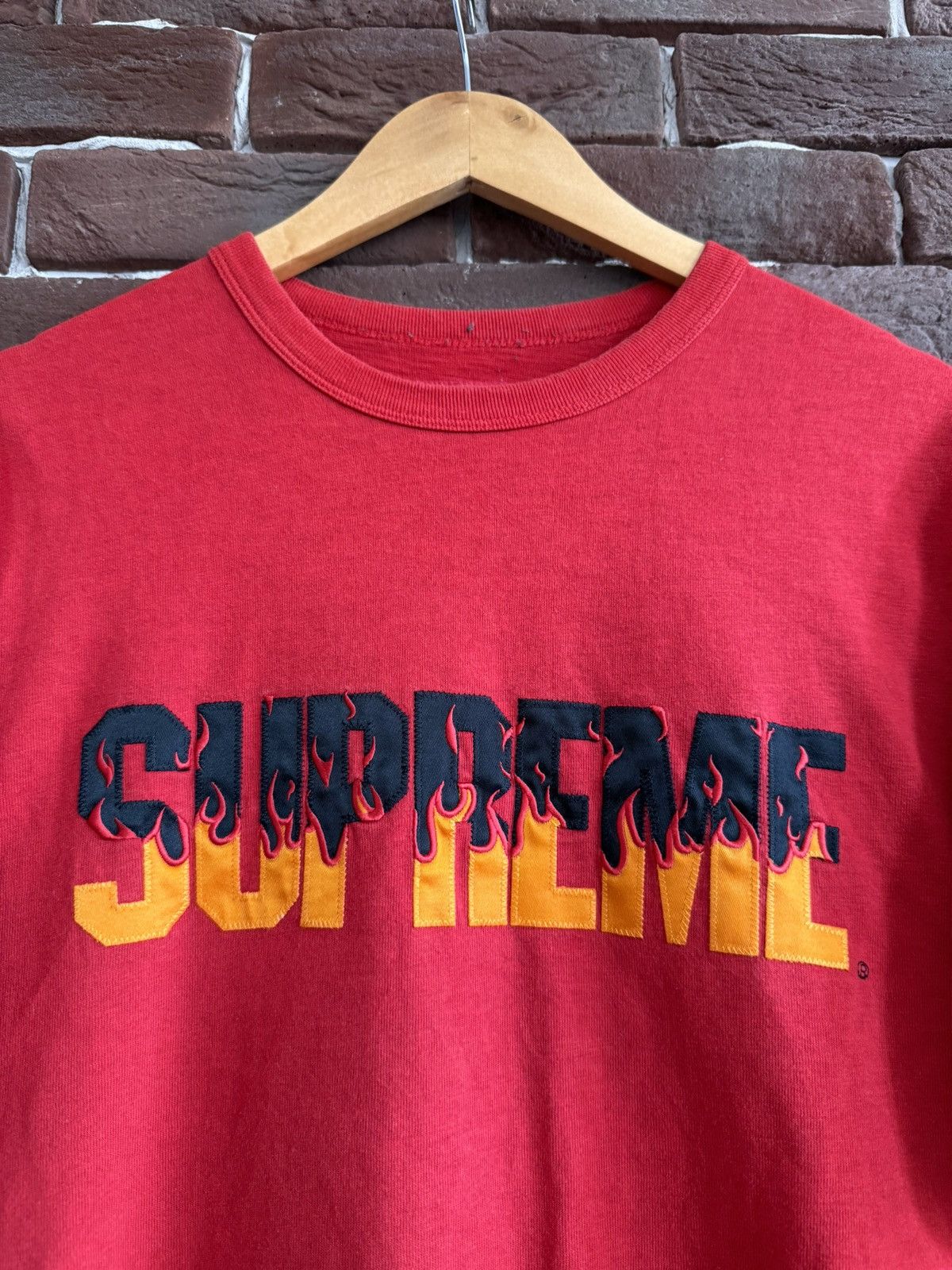 Supreme Rare Supreme flame logo S/S top FW19 tee tshirt Hype Street Size US M / EU 48-50 / 2 - 3 Thumbnail