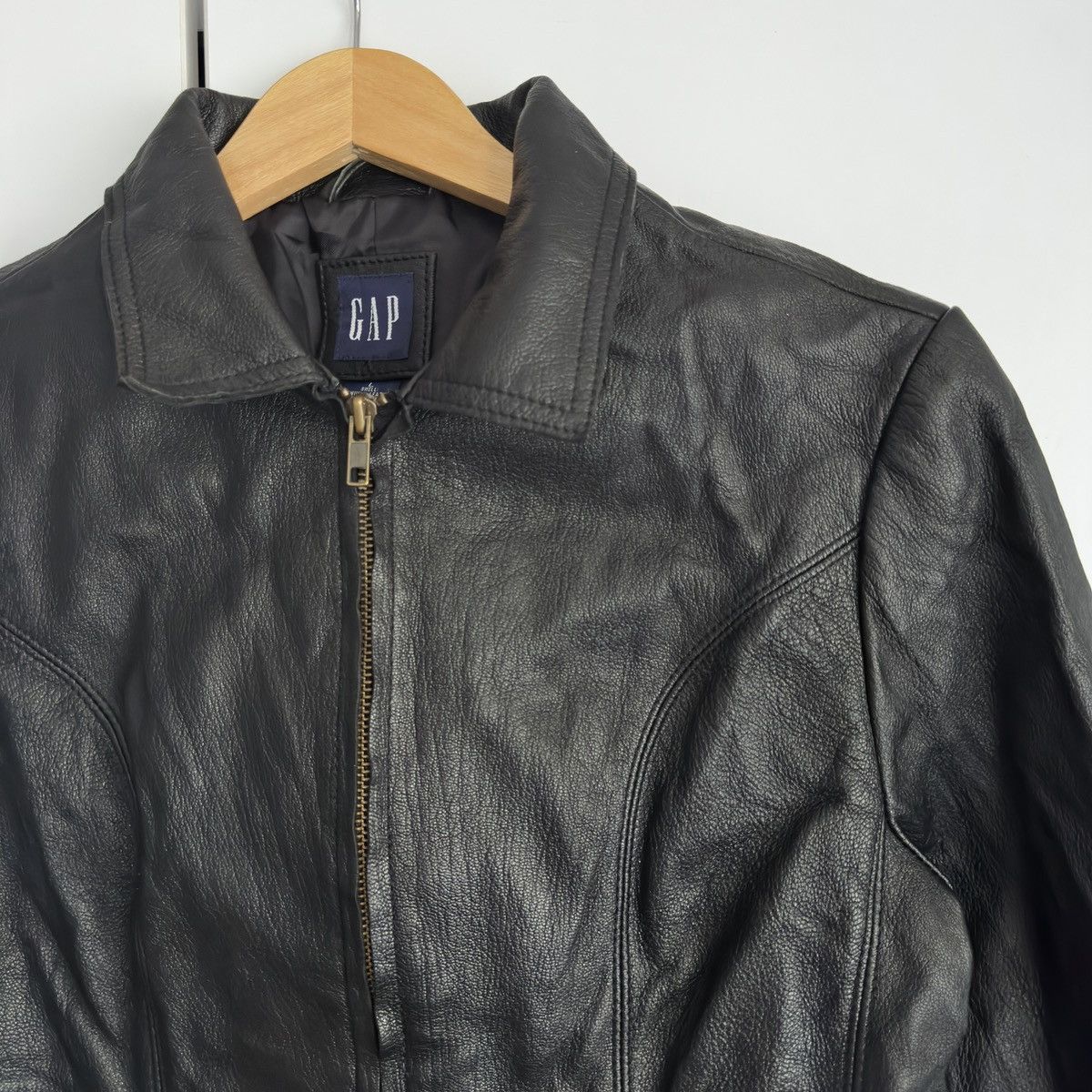 Gap Vintage Fall 2000 GAP Patina Black Leather Trucker Jacket Size L / US 10 / IT 46 - 2 Thumbnail