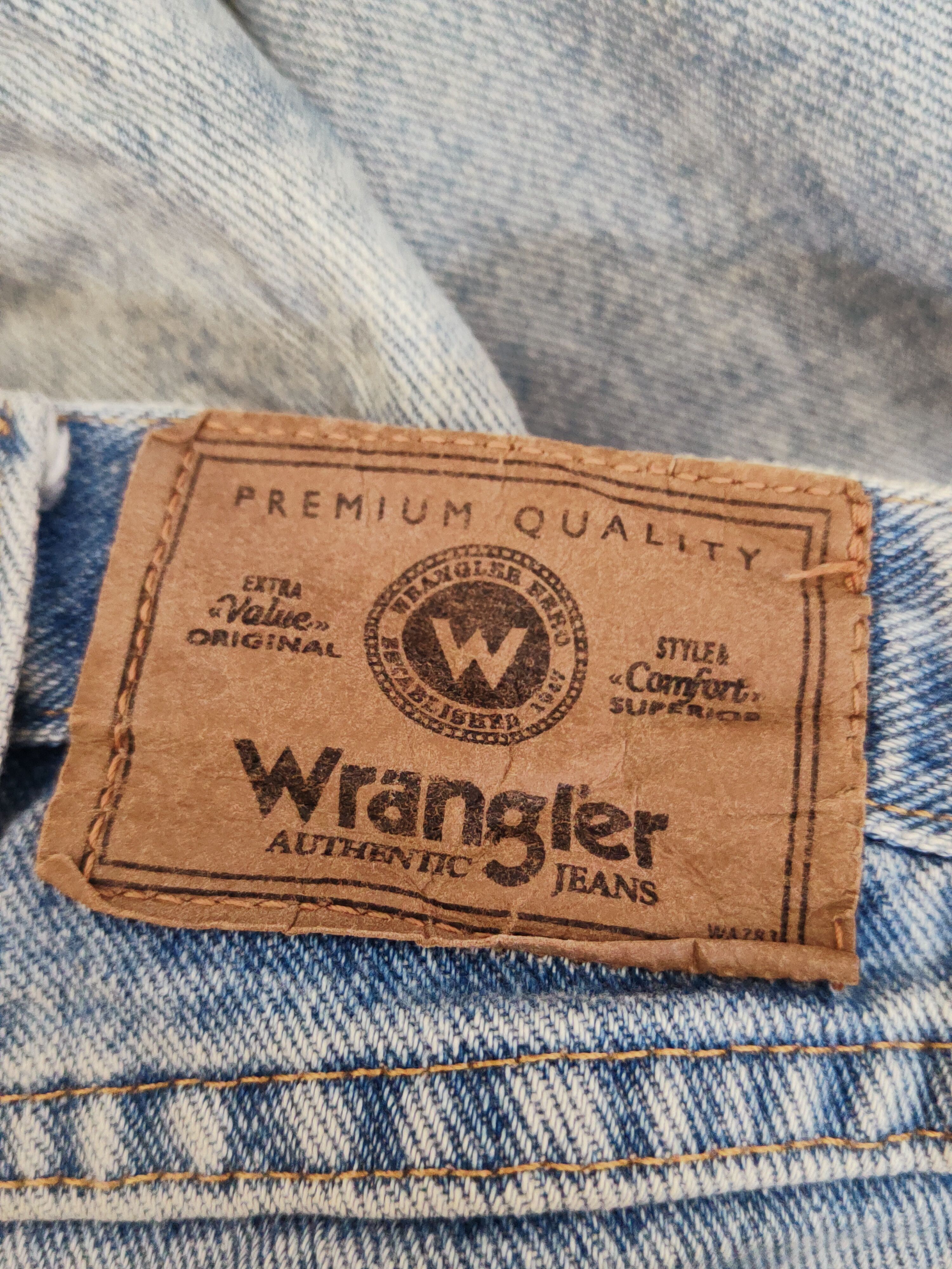 Vintage × Wrangler Vintage Wrangler Blue Faded Distressed Jeans Size US 36 / EU 52 - 12 Thumbnail