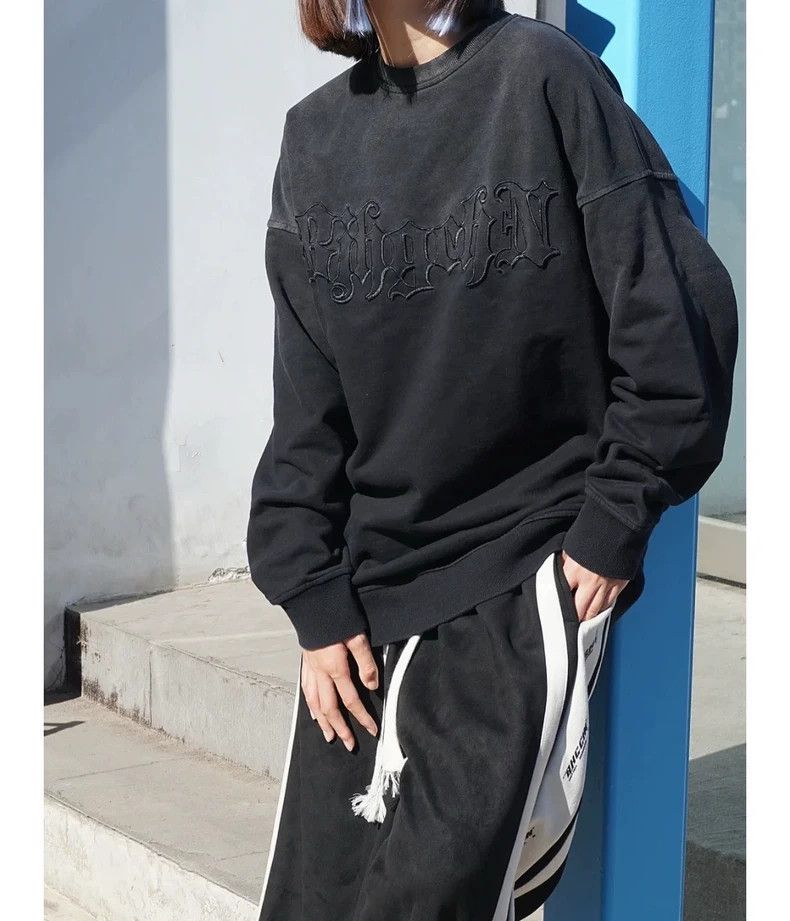 Balenciaga Balenciaga Black patch velvet long sleeves Size US M / EU 48-50 / 2 - 7 Thumbnail