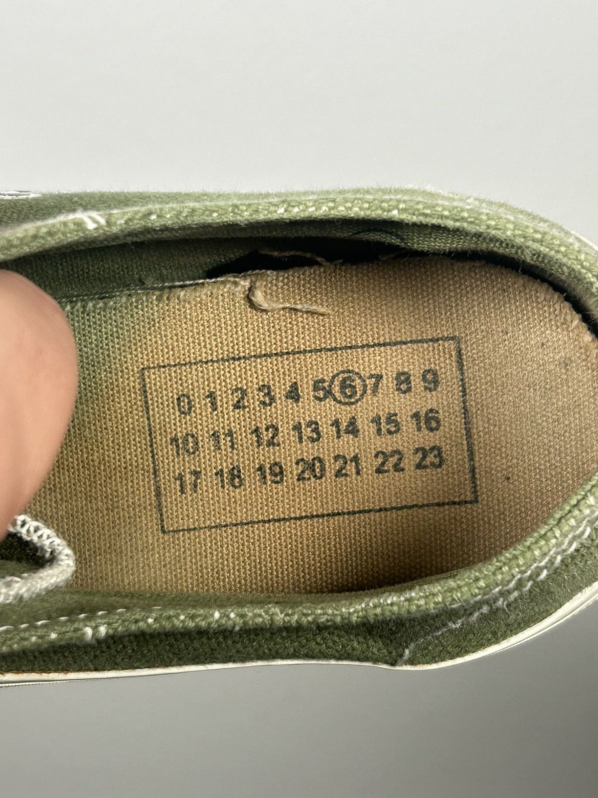 Maison Margiela SS 2002 Vintage Tabi Sneakers Size US 6 / IT 36 - 5 Thumbnail