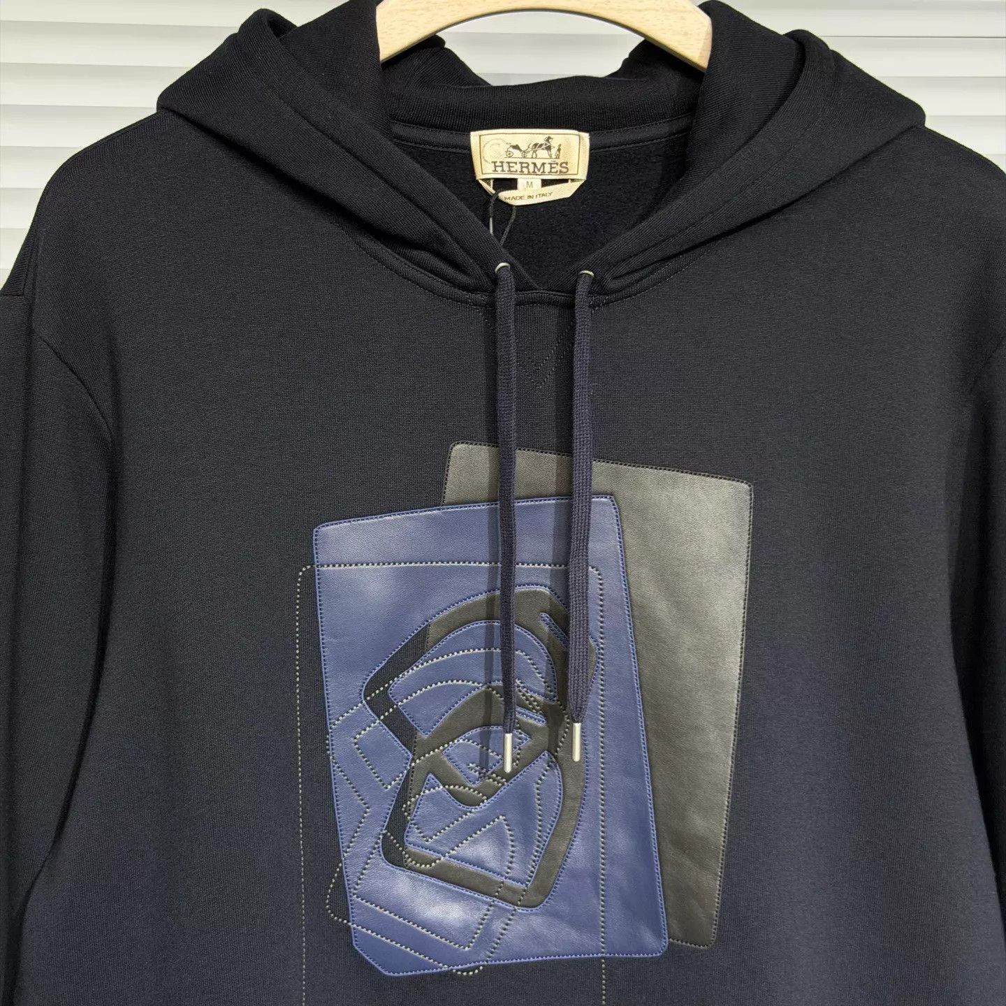 Hermes Hermès Hoodie Navy Blue M Leather Patch Embroidered Size US M / EU 48-50 / 2 - 3 Thumbnail