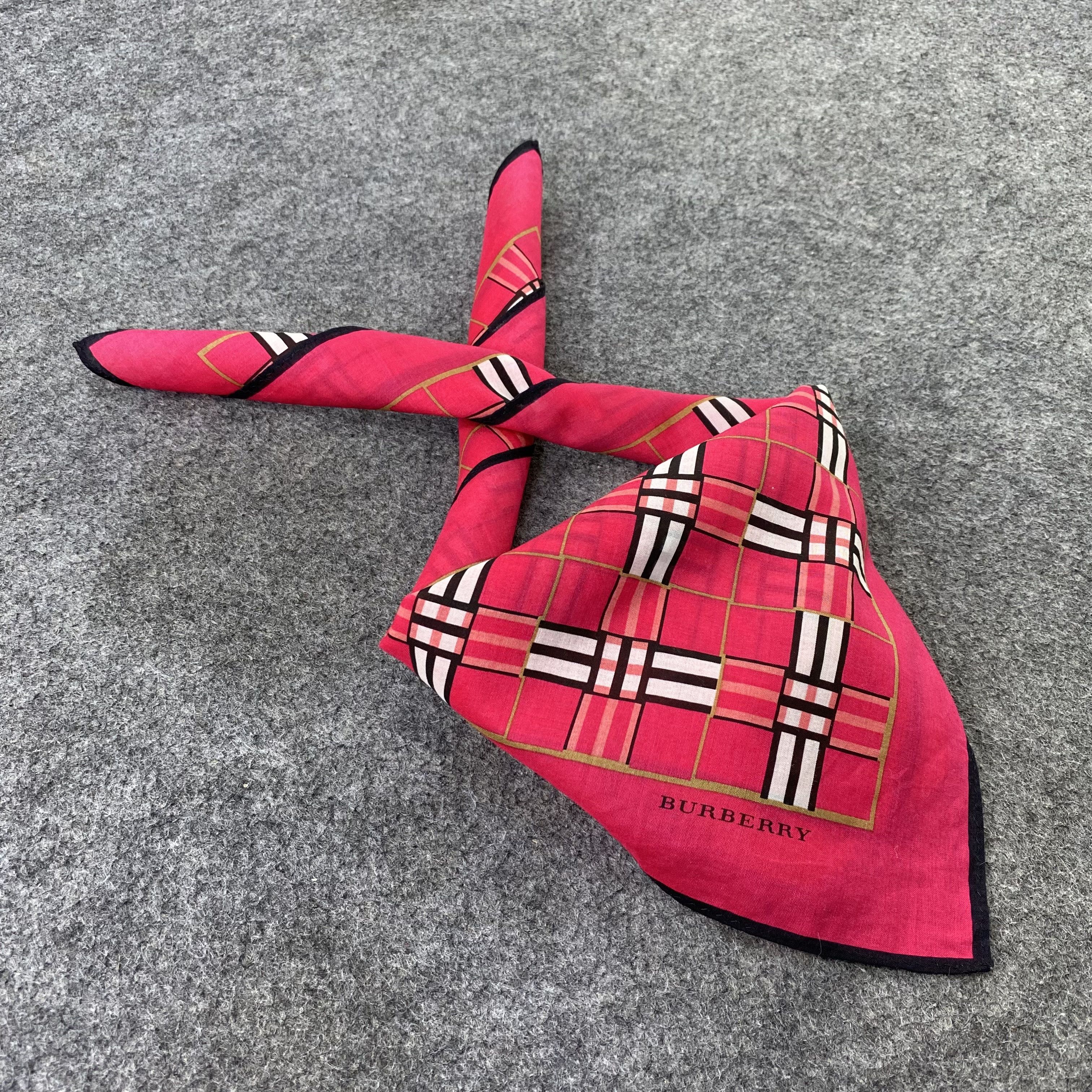 Burberry × Vintage Burberry Handkerchief / Bandana / Neckerchief-B873 Size ONE SIZE - 1 Thumbnail