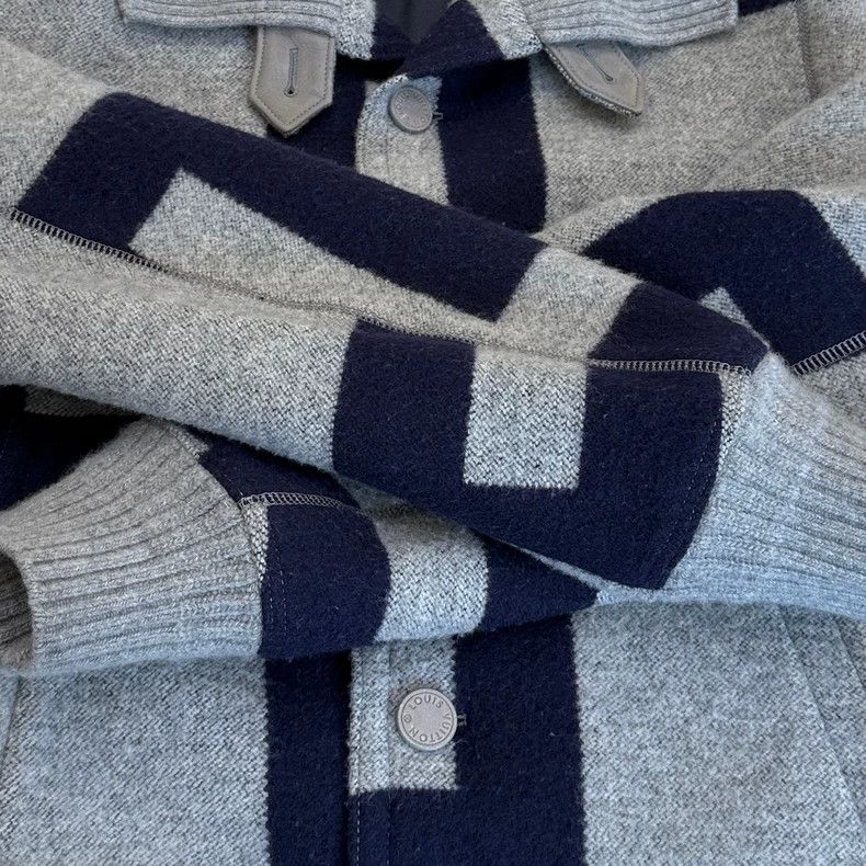 Louis Vuitton Louis Vuitton Autumn/Winter Cashmere Cropped Jacket Size US S / EU 44-46 / 1 - 6 Thumbnail