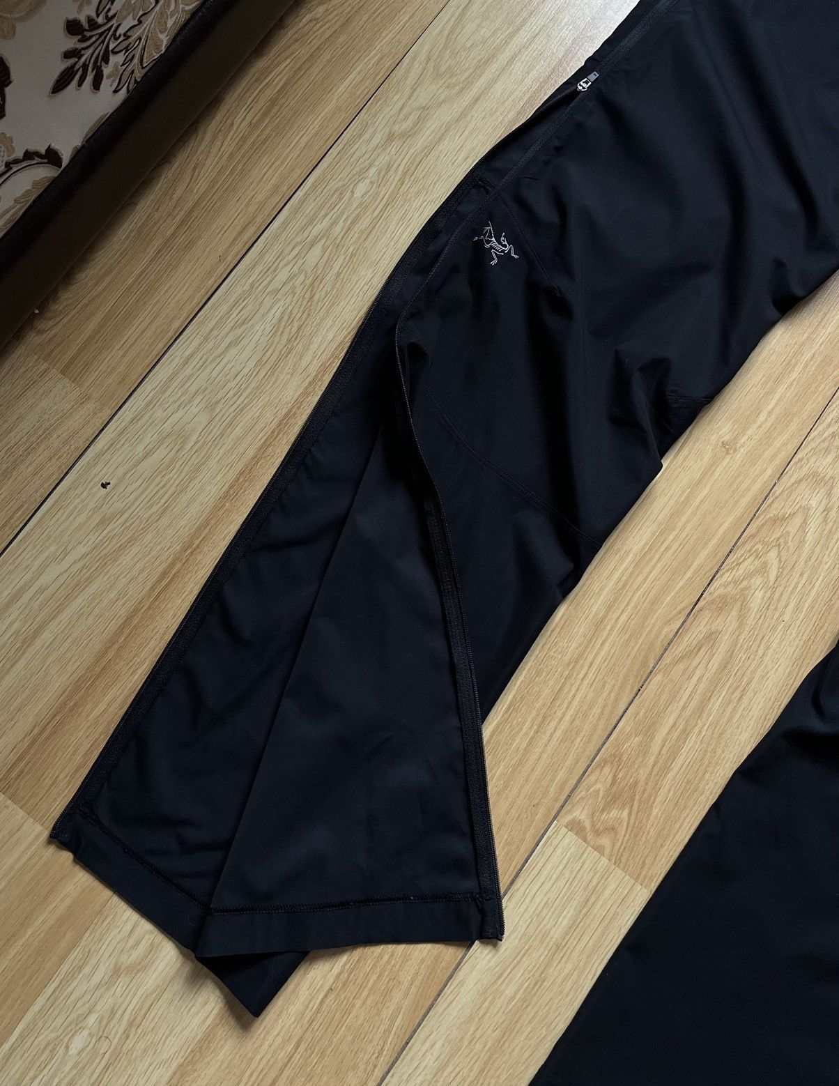 Arc'teryx Arcteryx full zip pants Size US 32 / EU 48 - 2 Thumbnail