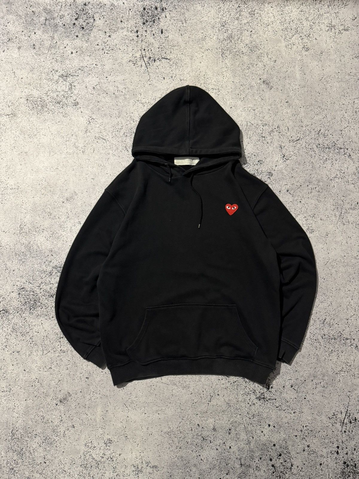 Comme Des Garcons Play Heart Hoodie Black | Grailed