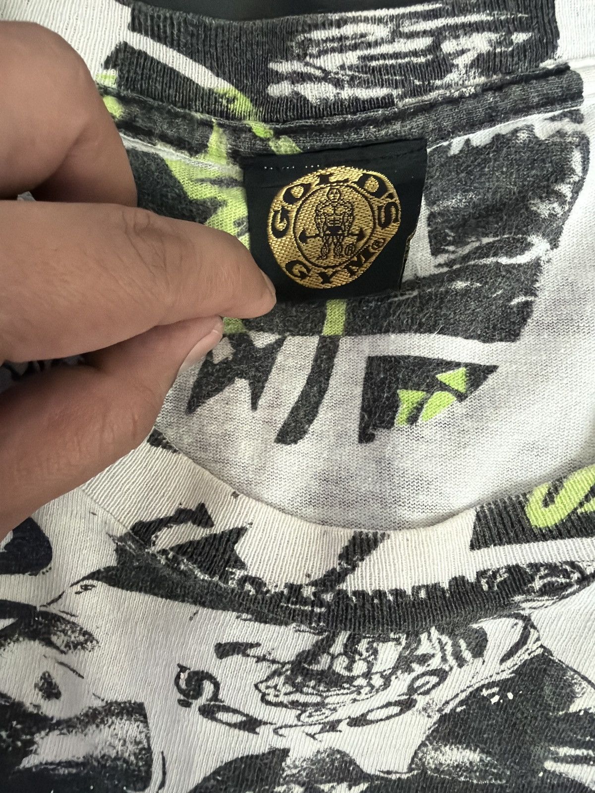 Other Vintage Gold’s Gym Single stitch rare 90’s all over print L Size US L / EU 52-54 / 3 - 3 Thumbnail