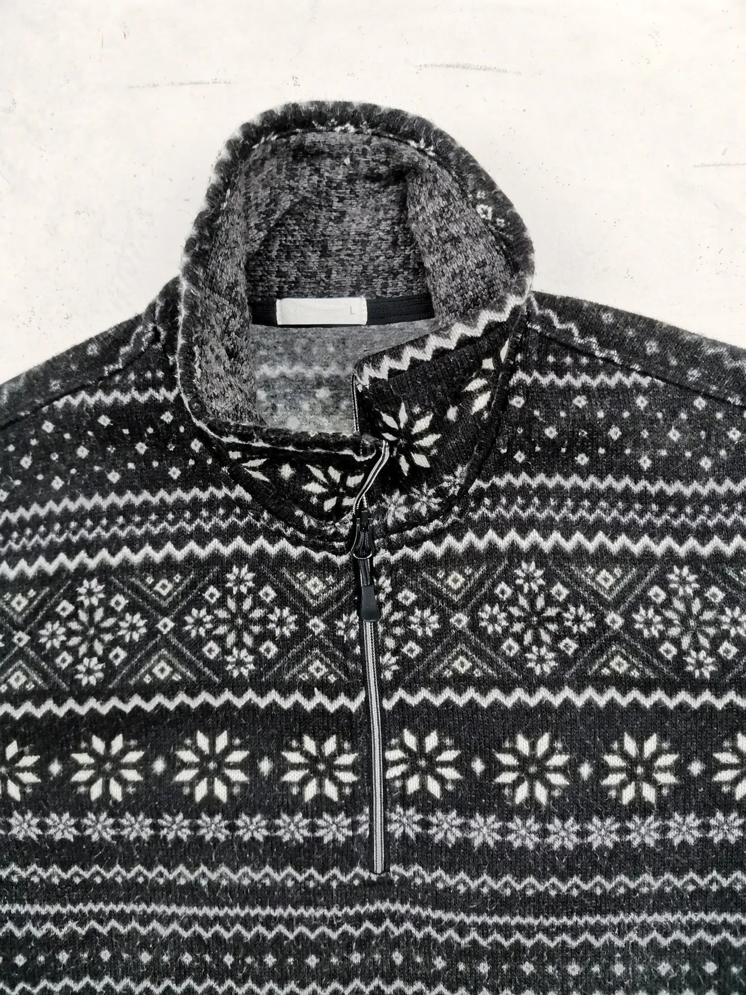 Japanese Brand Navajo Full Print Sweaters Size US L / EU 52-54 / 3 - 9 Thumbnail