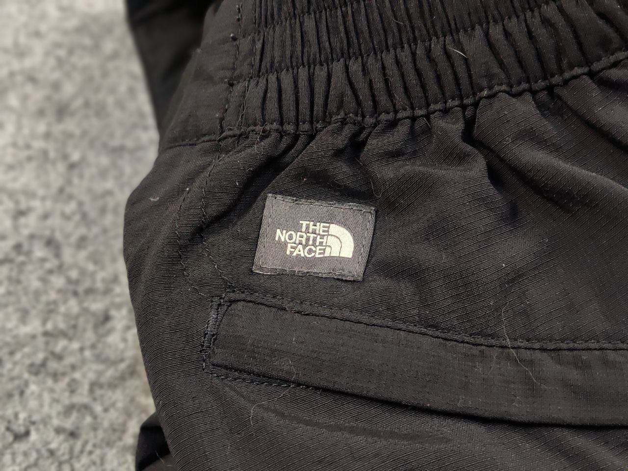 The North Face Vintage 90's The North Face Cargo Black Track Pants x Shorts Size US 32 / EU 48 - 13 Thumbnail