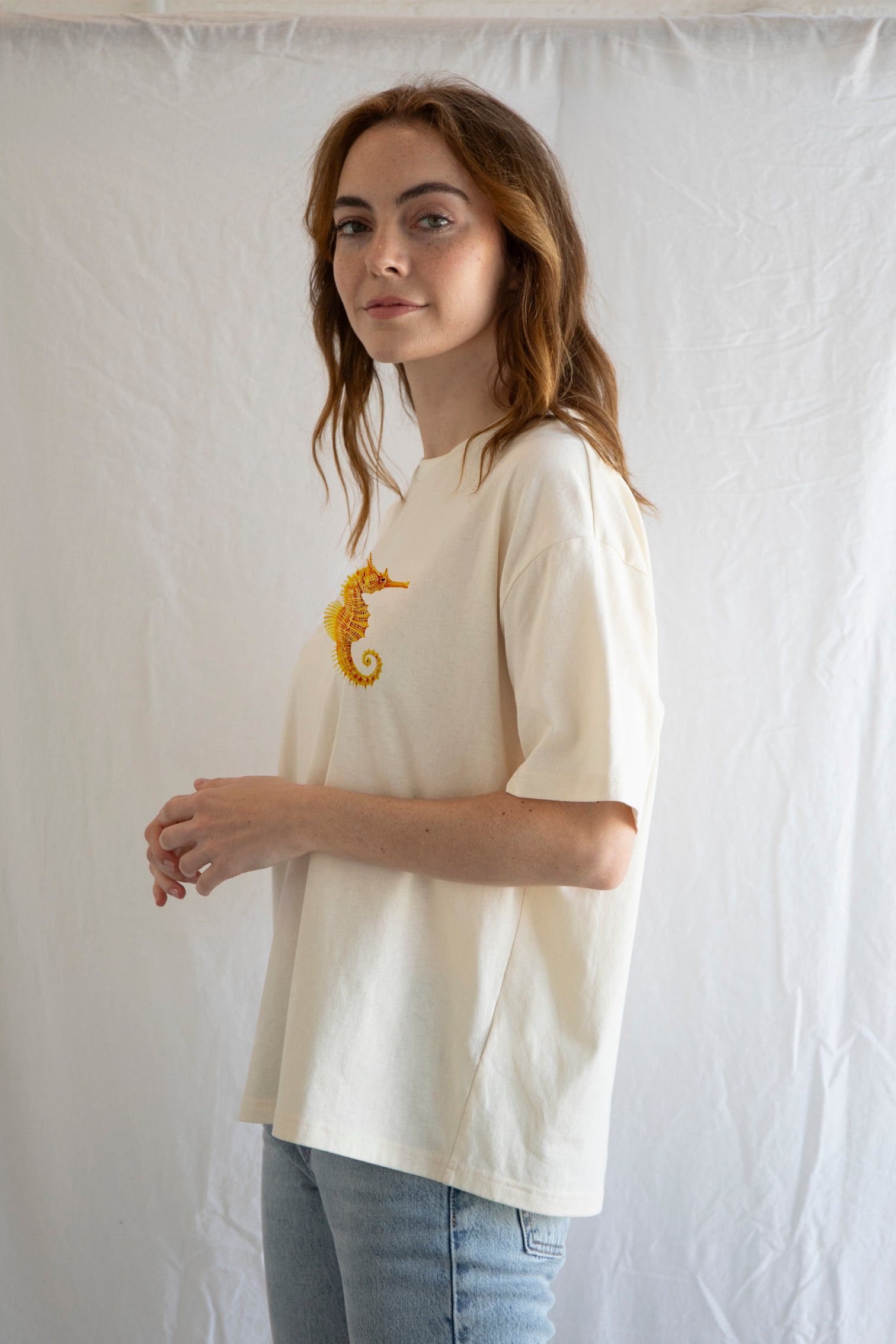 Designer × Vintage Seahorse Tee | Ocean-Inspired Calm, Artistic Print Size M / US 6-8 / IT 42-44 - 3 Thumbnail