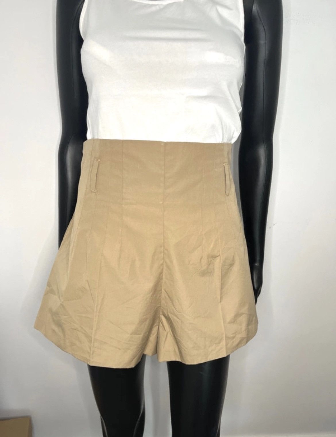Prada Prada hight waist shorts, size S Size 26" / US 2 / IT 38 - 1 Thumbnail