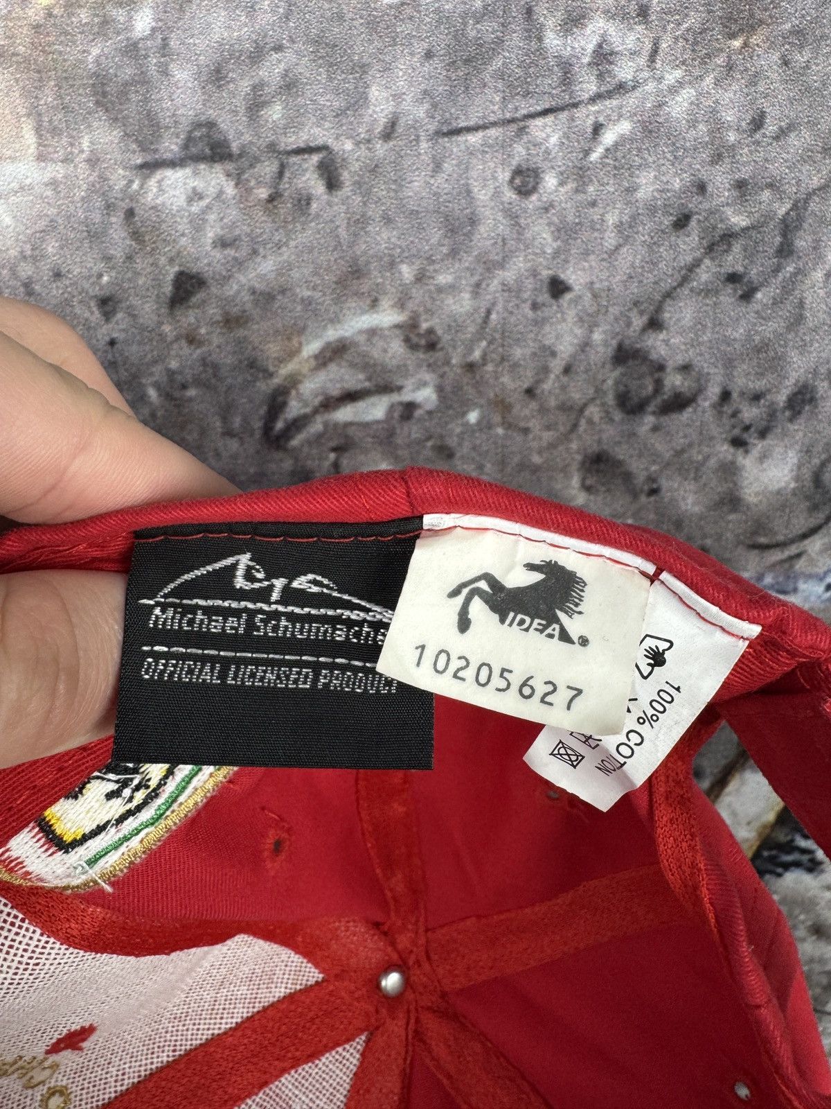 Ferrari Ferrari 2002 Champion Michael Schumacher 1 Racing Size ONE SIZE - 7 Thumbnail