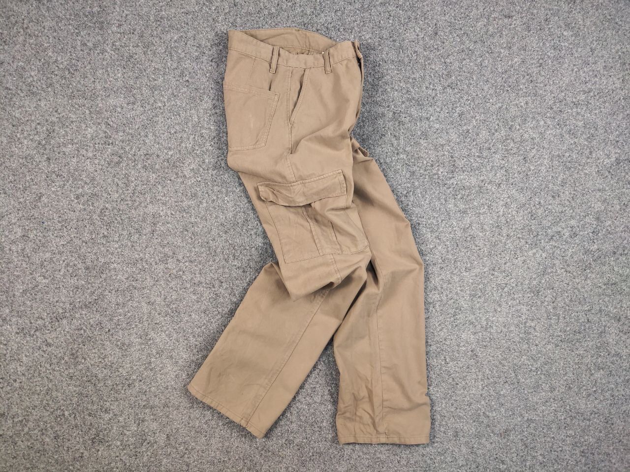 Japanese Brand Vintage 90's Japanese Baggy Beige Cargo Pants Y2K Hype Style Size US 29 - 13 Thumbnail