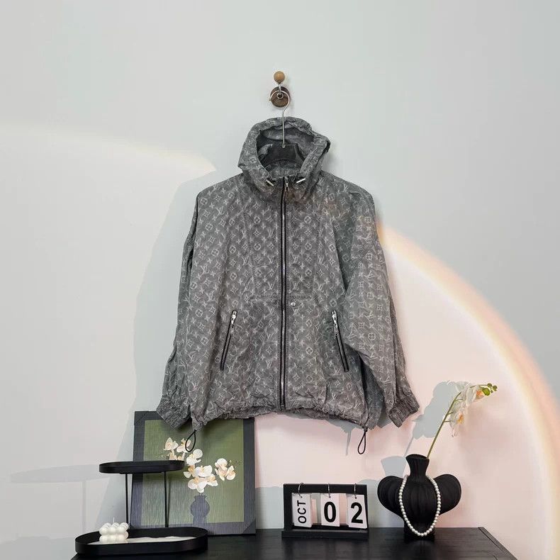 Louis Vuitton Louis Vuitton Gray Distressed Print Jacket - dmc Size US XS / EU 42 / 0 - 1 Thumbnail