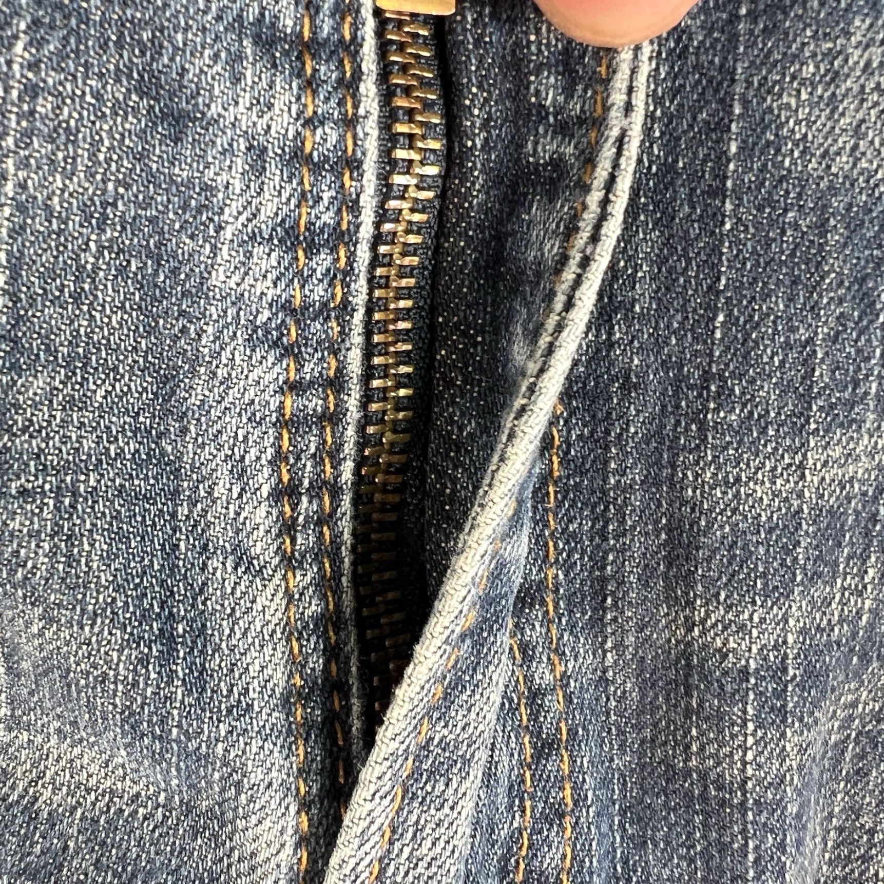 Levi's VINTAGE: No — Levi's 559 Relaxed Straight Jeans Mens 36 Regular 38x30 Blue Stretch Denim 5-Pocket USA 500 Series Mens Jeans Size US 36 / EU 52 - 6 Thumbnail