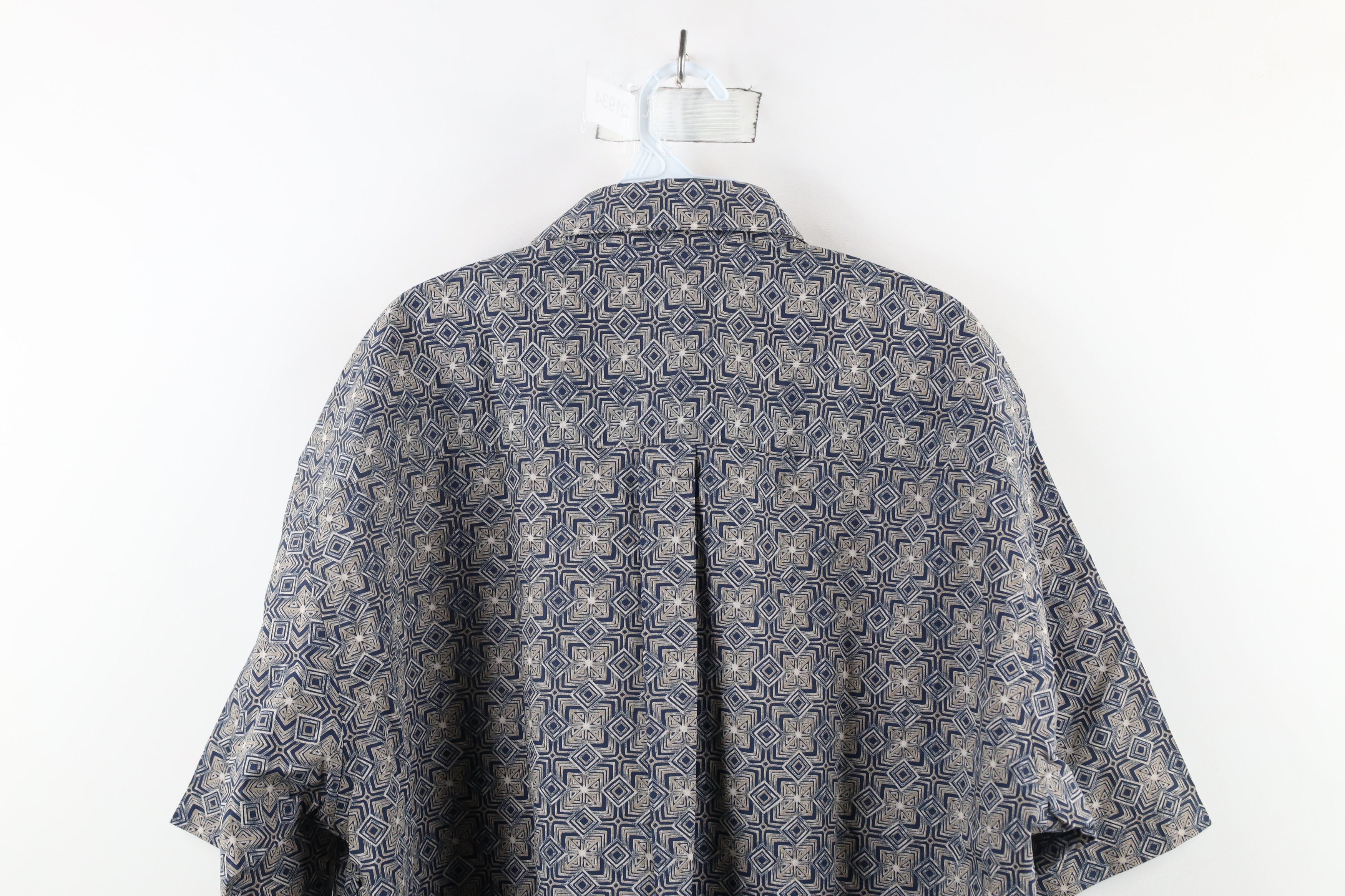 Vintage Deadstock Vintage 90s Streetwear Short Sleeve Button Shirt Size US XL / EU 56 / 4 - 10 Thumbnail