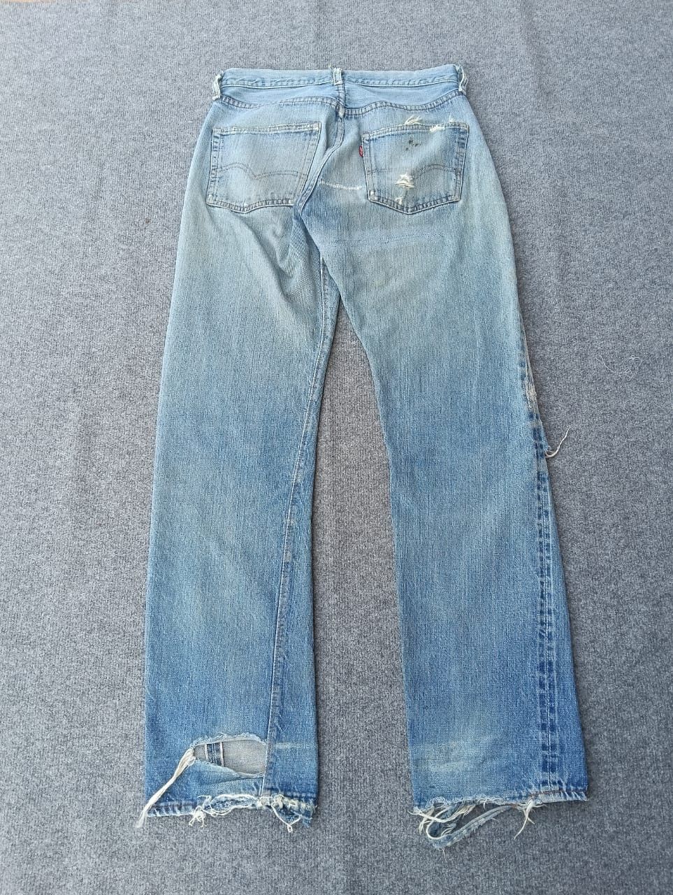 Levi's Early 60s Levi’s 501 Big E selvedge Distressed Button 16. Size US 30 / EU 46 - 2 Thumbnail